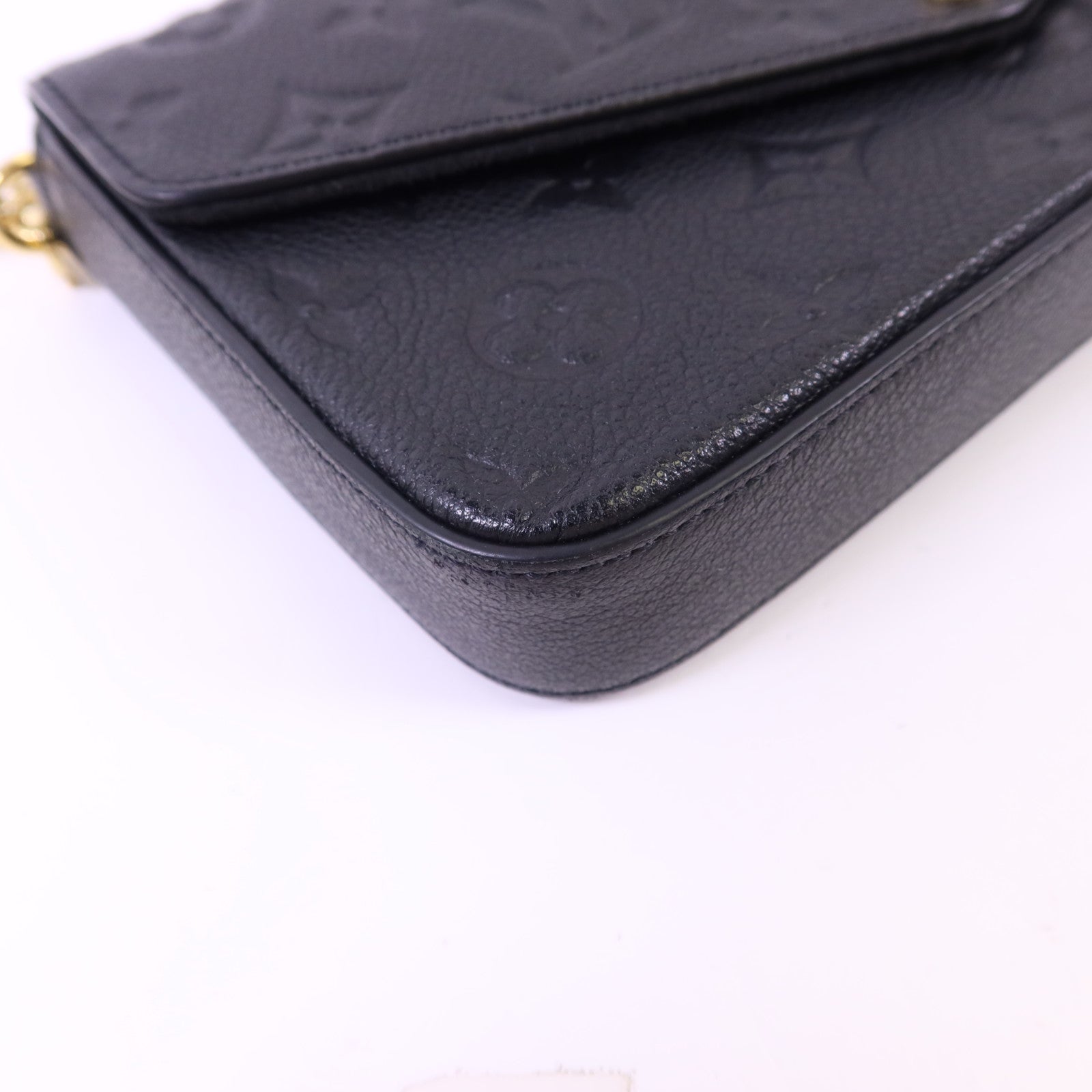 LOUIS VUITTON Monogram Empreinte Felicie Pochette金扣鏈帶肩背袋