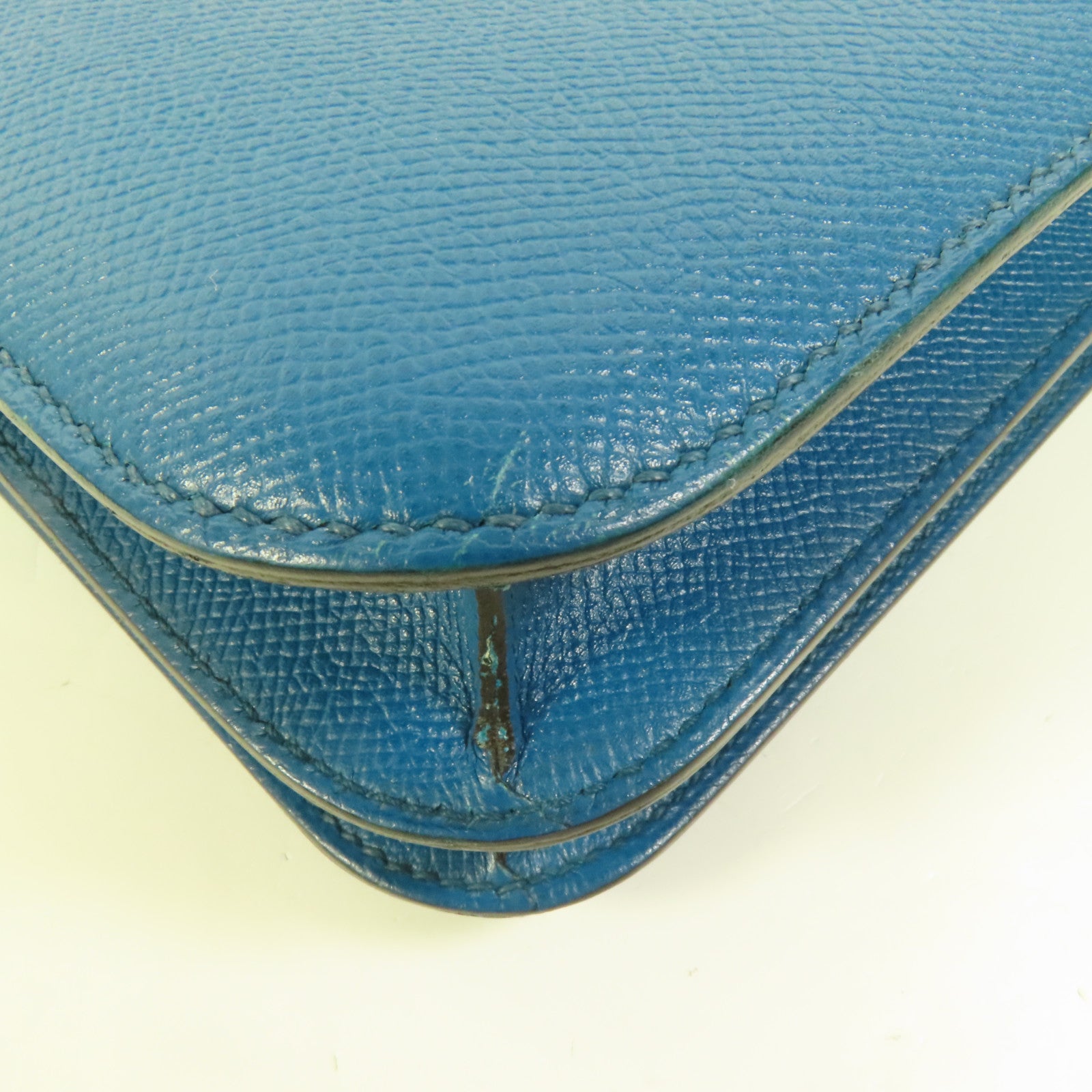 HERMES Epsom皮革Constance 24銀扣肩背袋Bleu Izmir