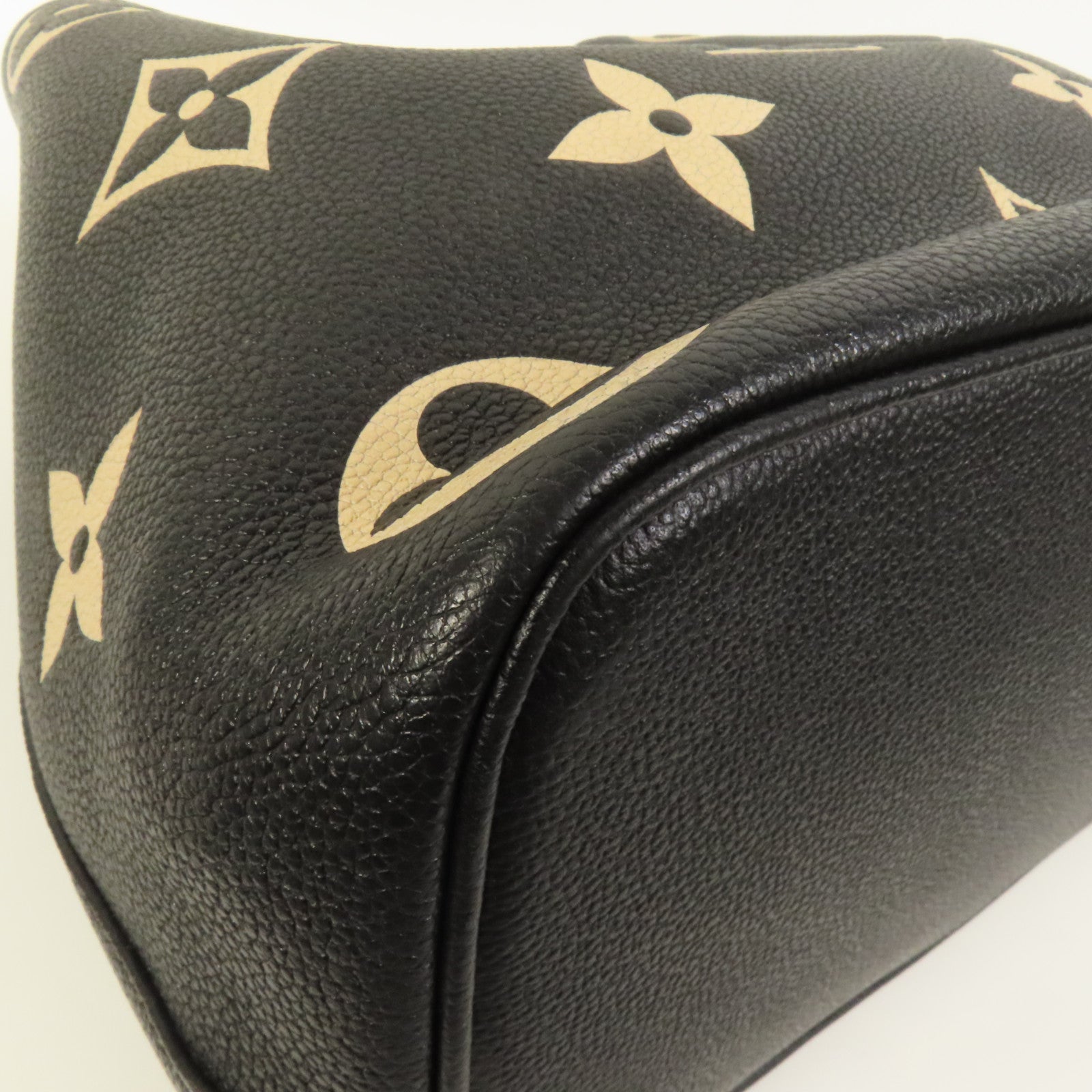 LOUIS VUITTON Monogram Empreinte Bicolor Neo Noe MM金扣手挽肩背兩用袋