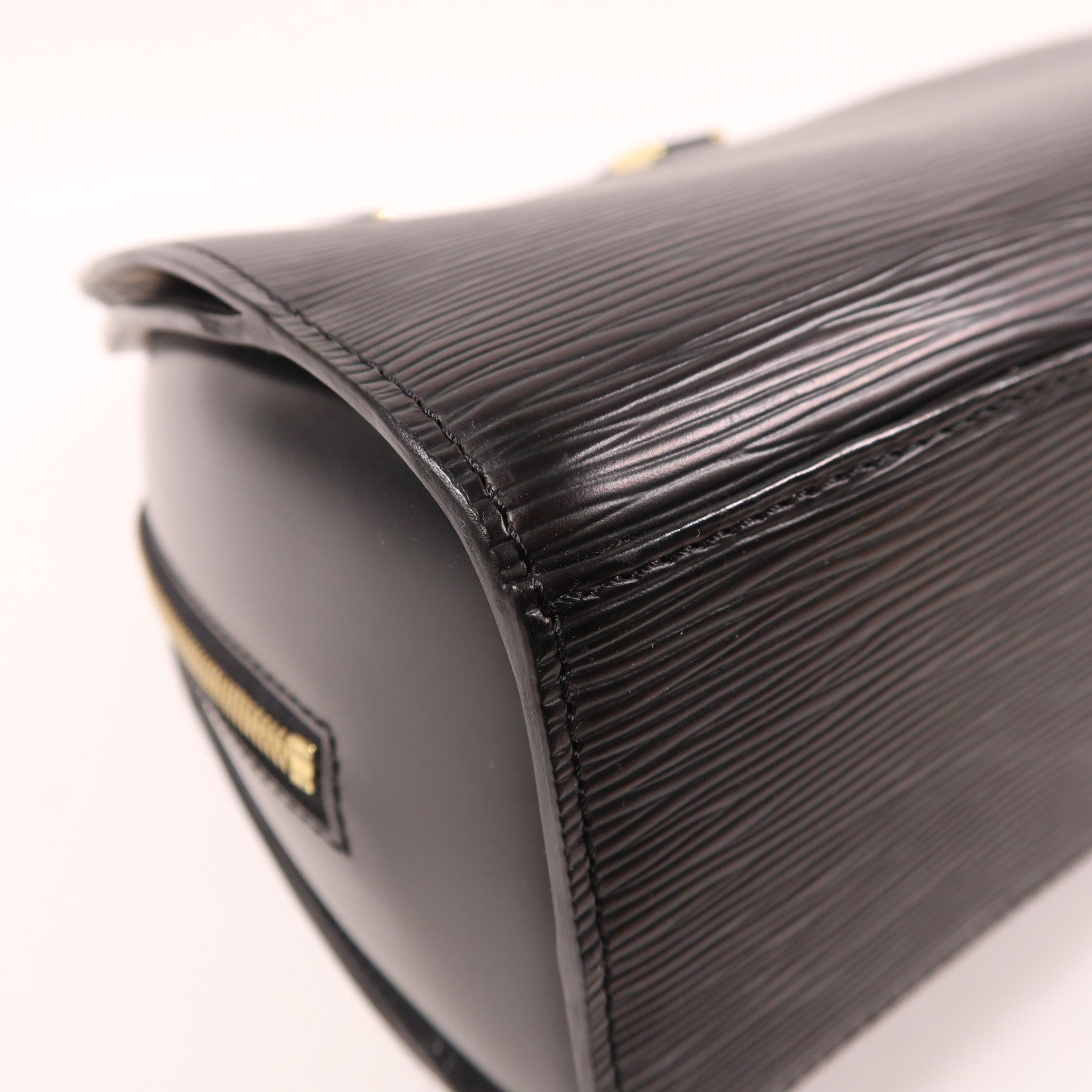 LOUIS VUITTON【激減優惠】 Epi Pont Neuf金扣手挽袋黑色