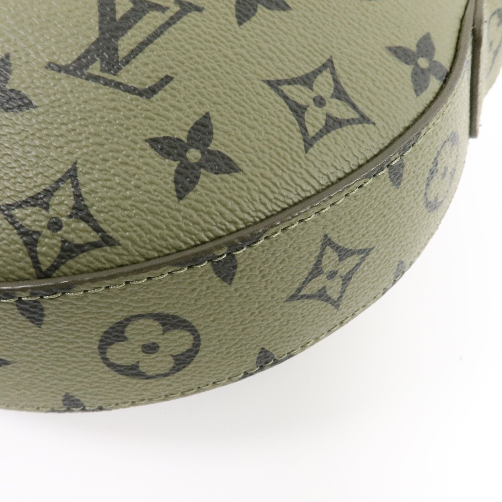 LOUIS VUITTON Monogram Canvas Moon Crossbody肩背袋