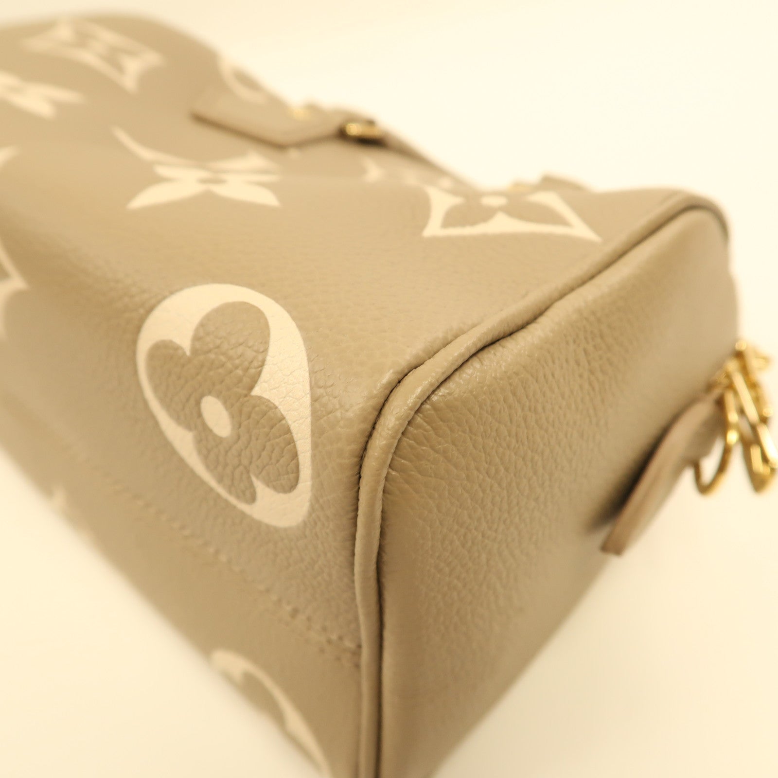 LOUIS VUITTON Monogram Empreinte Speedy Bandouliere 20金扣手挽肩背兩用袋米色