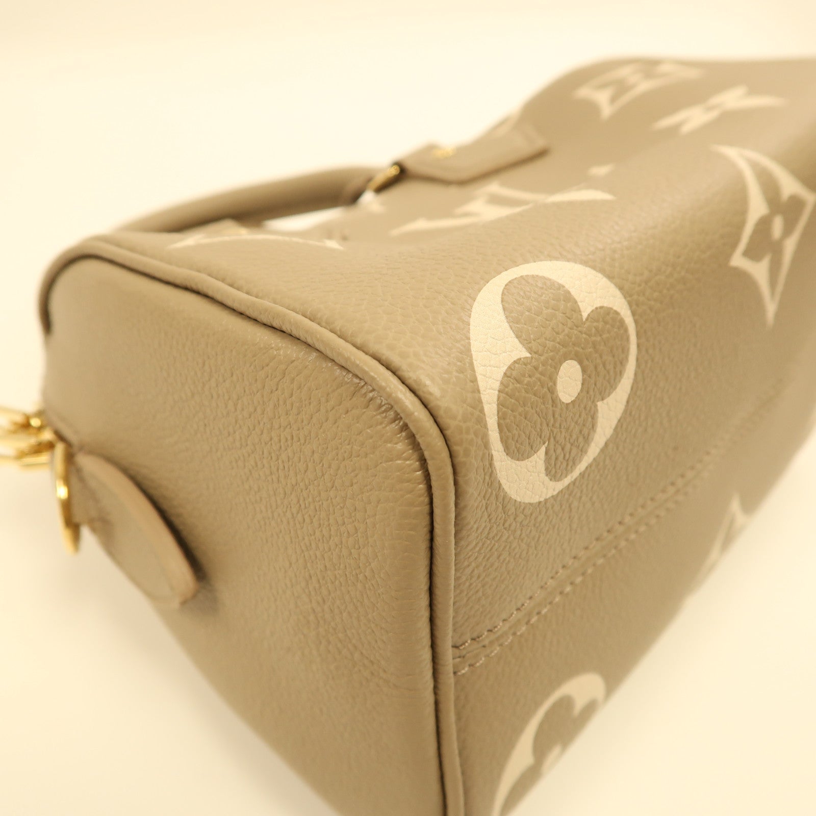 LOUIS VUITTON Monogram Empreinte Speedy Bandouliere 20金扣手挽肩背兩用袋米色