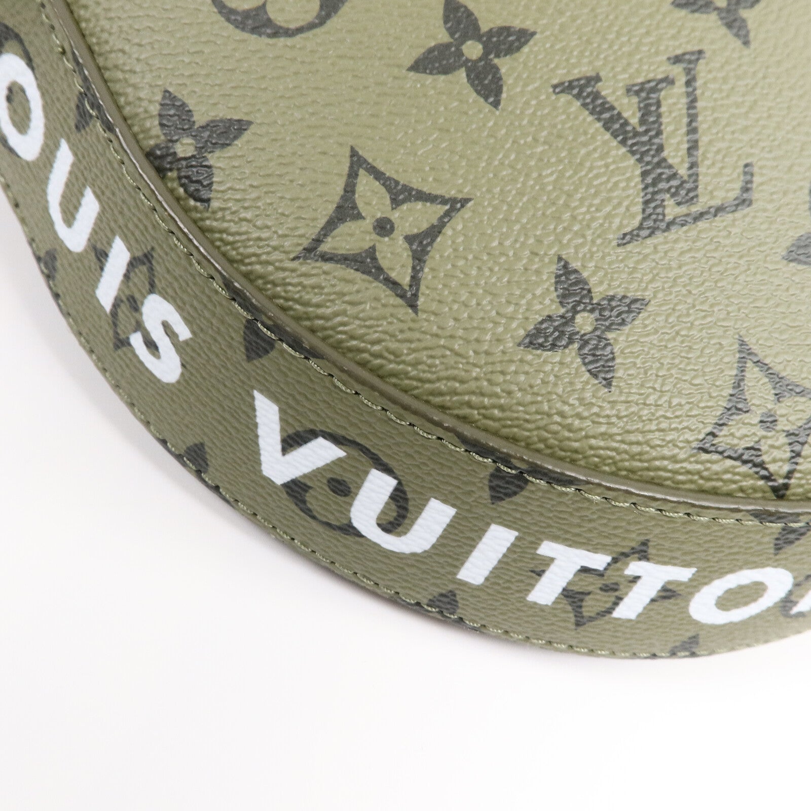 LOUIS VUITTON Monogram Canvas Moon Crossbody肩背袋