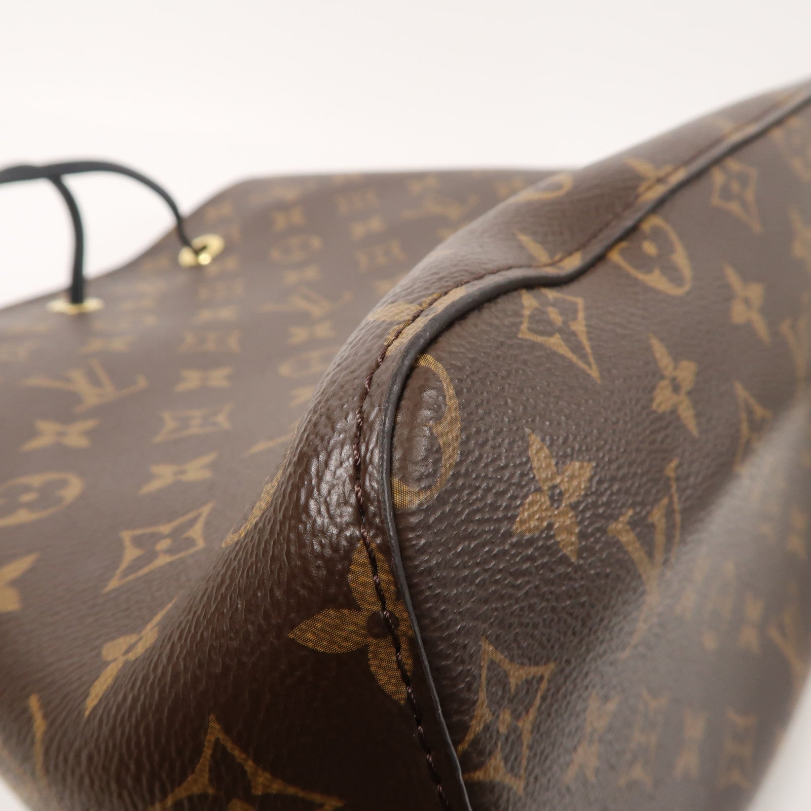 LOUIS VUITTON Monogram Neo Noe金扣肩背袋啡色