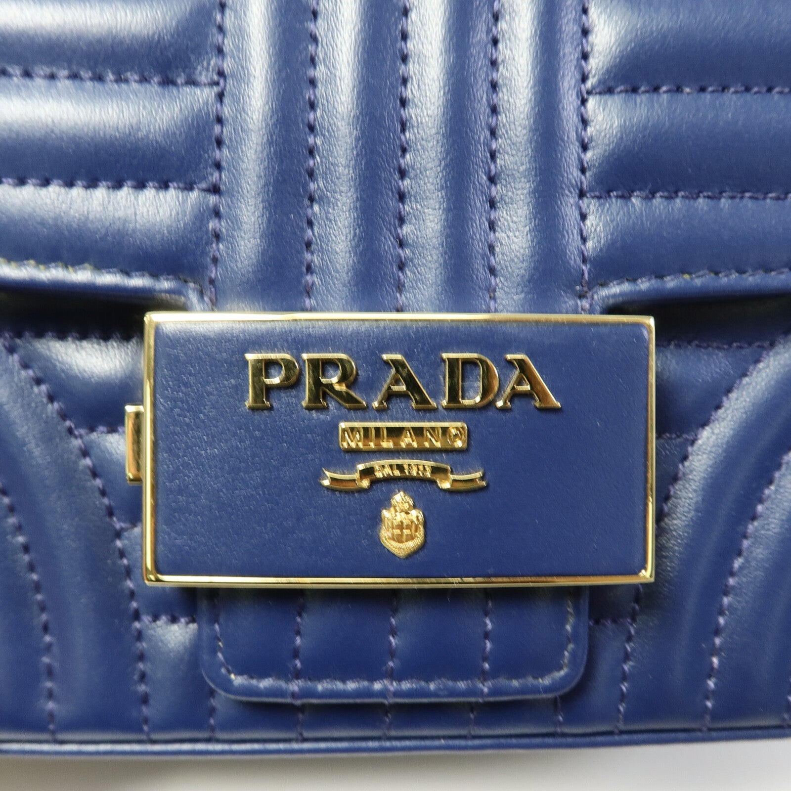 PRADA 牛皮皮革Shoulder Bag鏈帶肩背袋