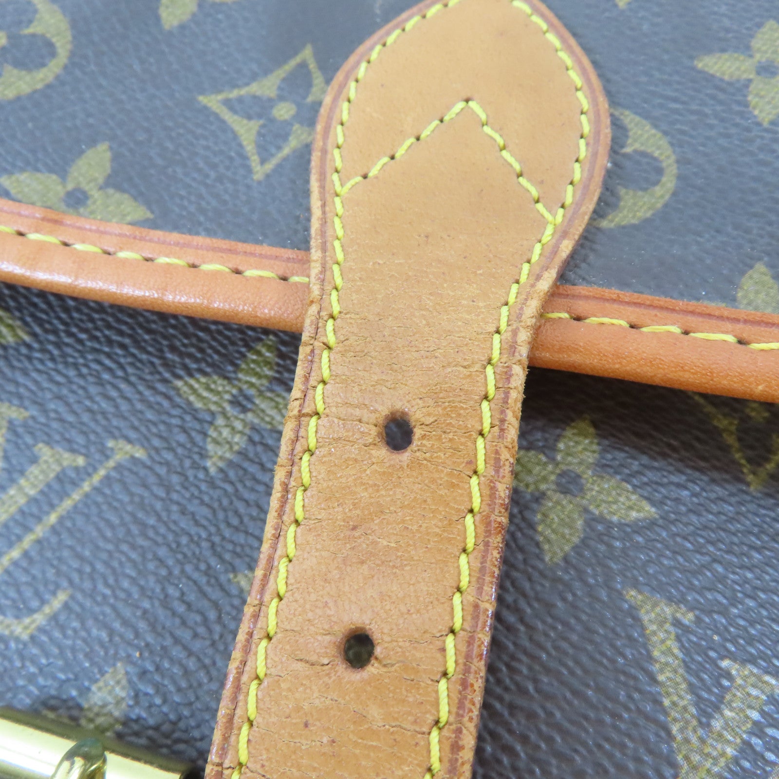 LOUIS VUITTON Monogram Shoulder Bag金扣肩背袋啡色