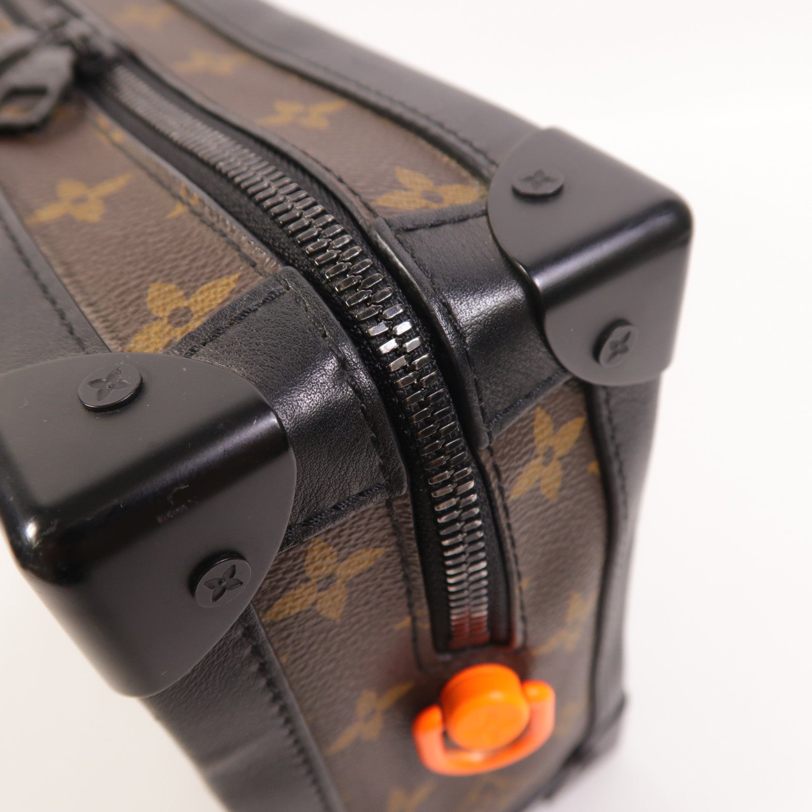 LOUIS VUITTON Monogram Soft Trunk肩背袋