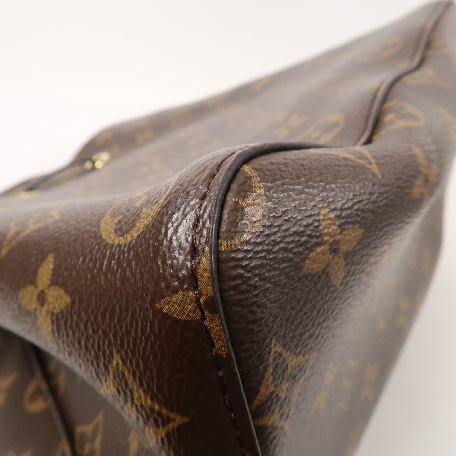 LOUIS VUITTON Monogram Neo Noe金扣肩背袋啡色