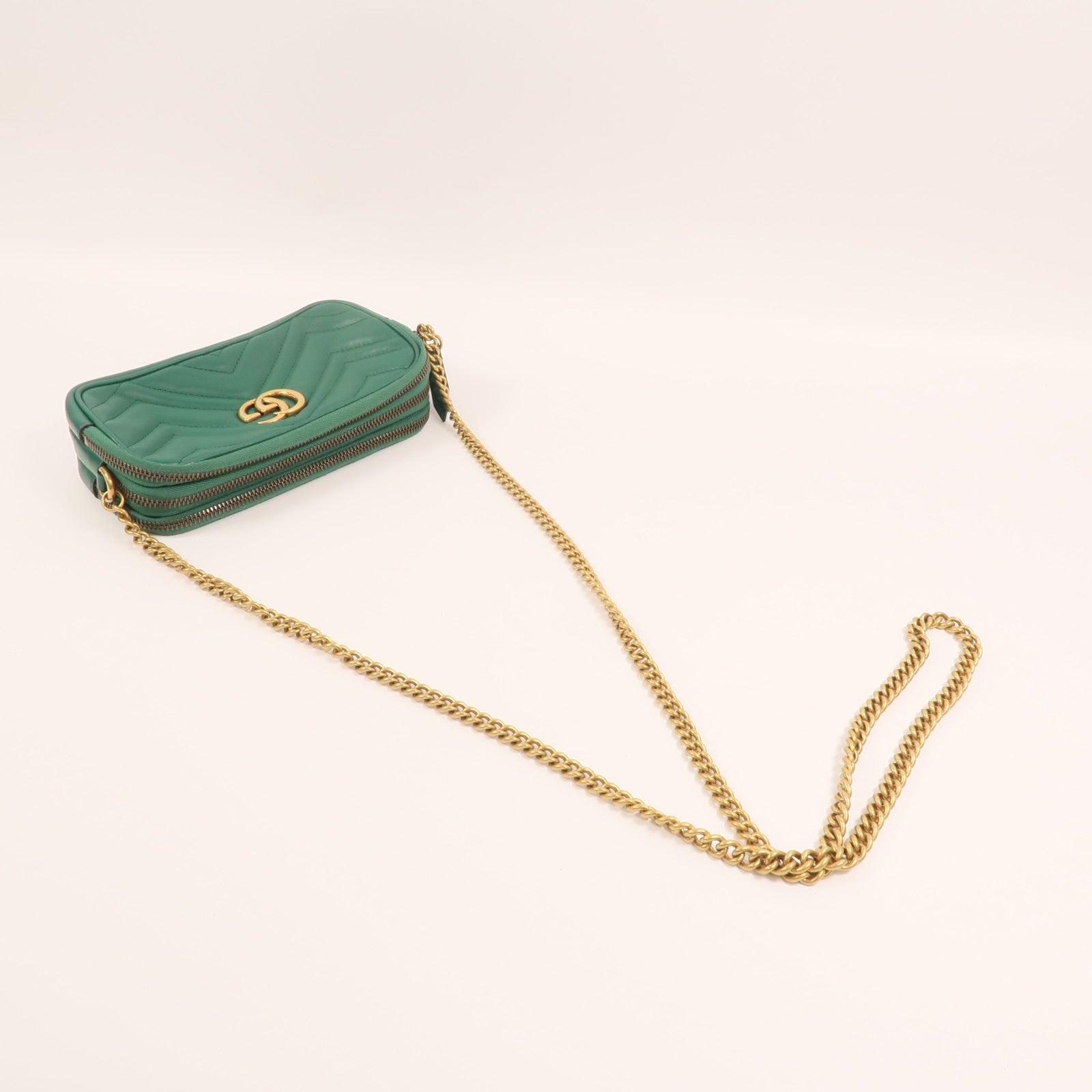 GUCCI 牛皮皮革GG Marmont Mini Chain Bag金扣鏈帶肩背袋