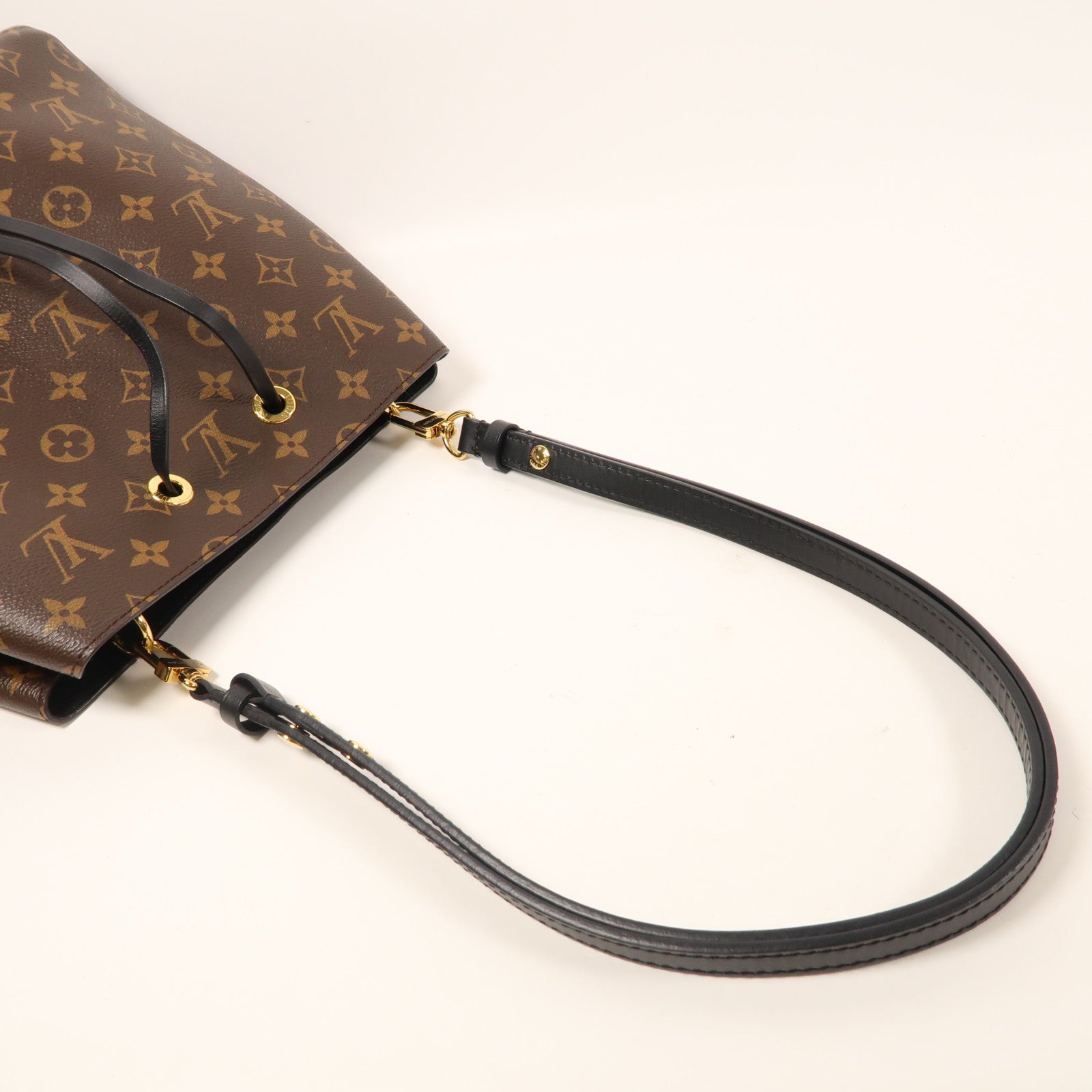 LOUIS VUITTON Monogram Neo Noe金扣肩背袋啡色