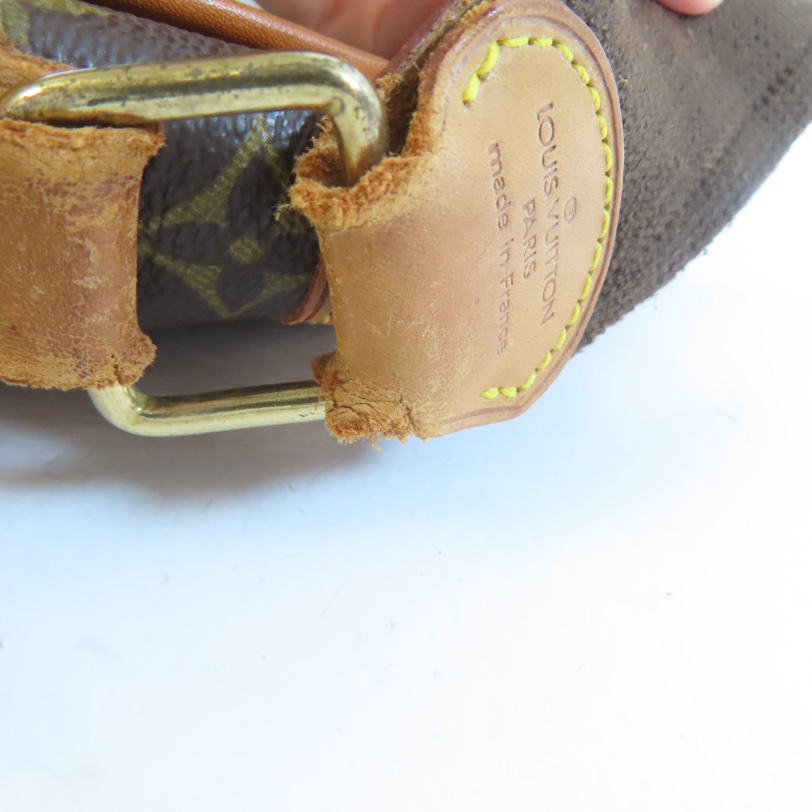 LOUIS VUITTON Monogram Shoulder Bag金扣肩背袋啡色