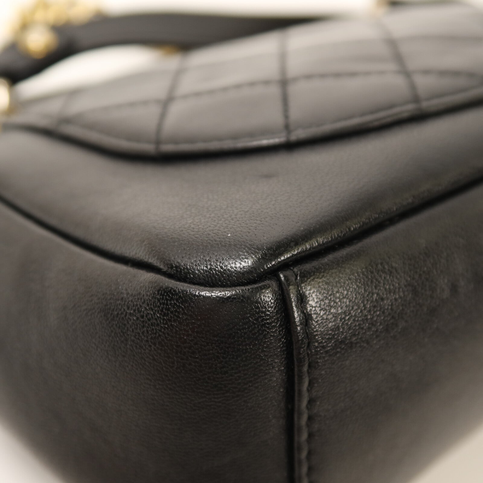 CHANEL 羊皮皮革Shoulder Bag金扣鏈帶肩背袋