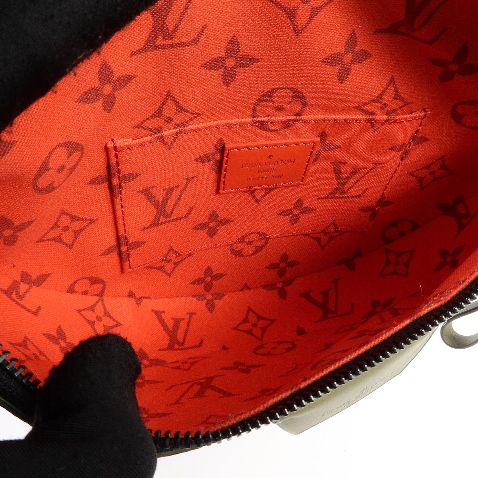 LOUIS VUITTON Monogram Canvas Moon Crossbody肩背袋