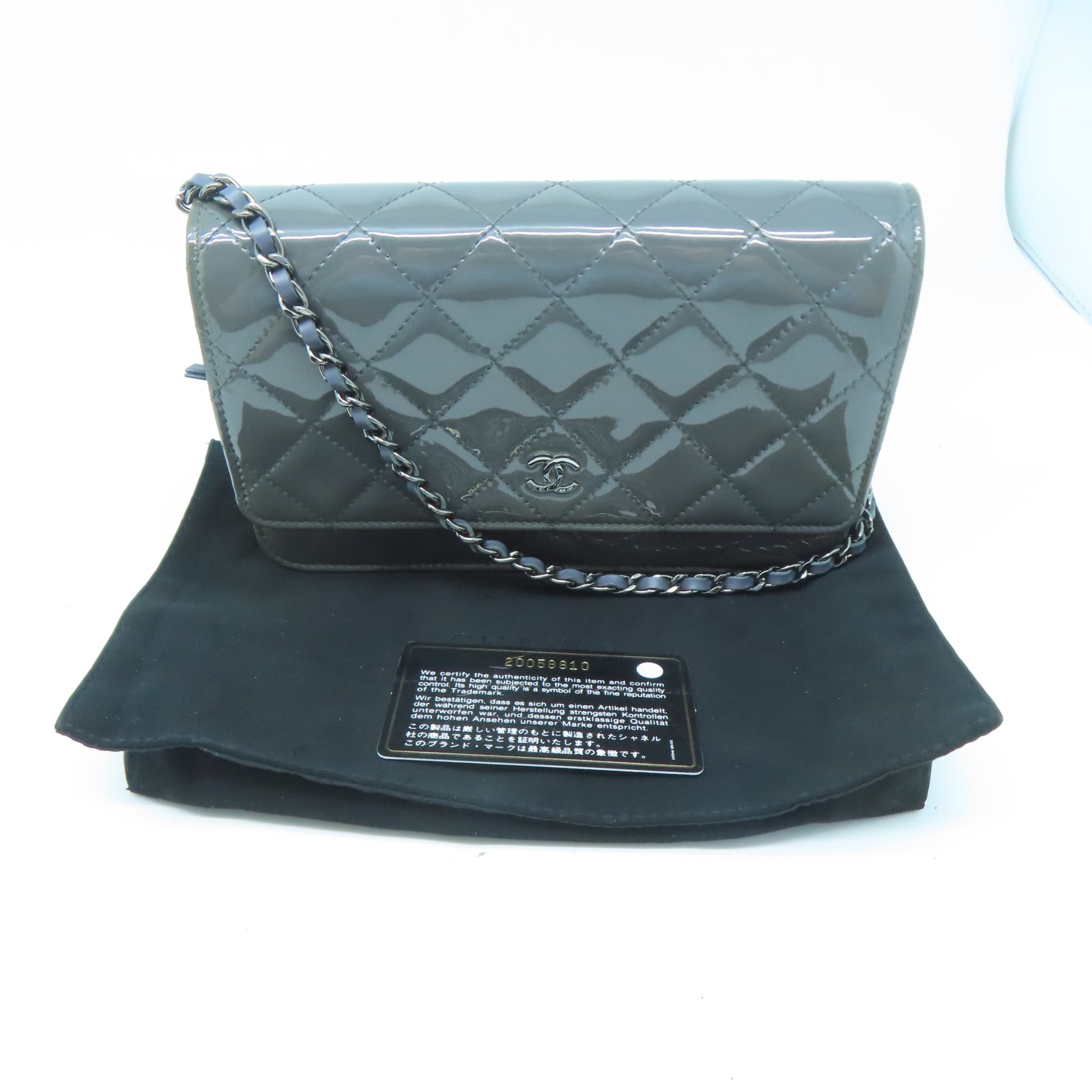 CHANEL 【激減優惠】菱格漆皮皮革Wallet On Chain銀扣鏈帶肩背袋灰色