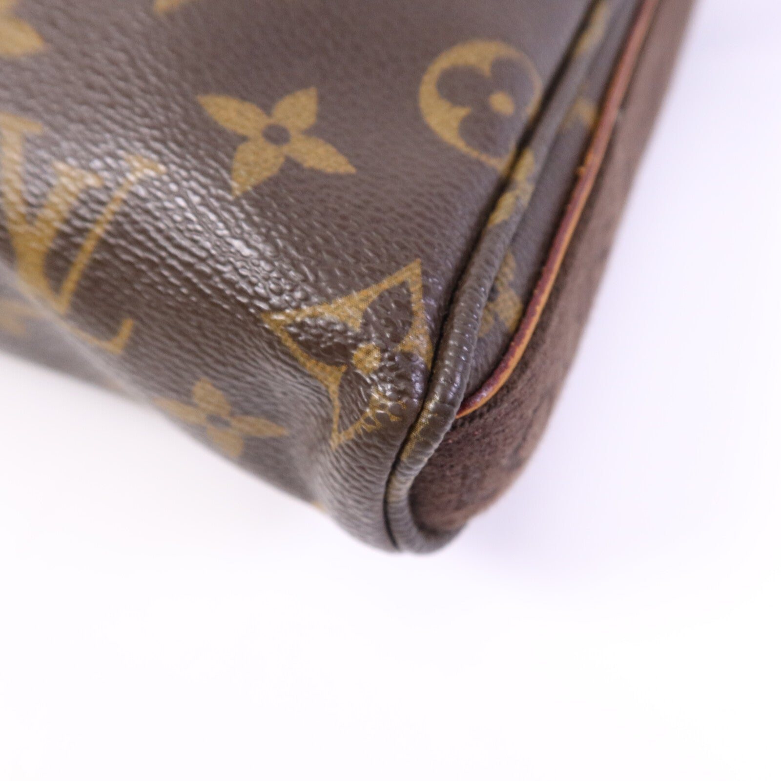 LOUIS VUITTON Monogram Trotteur Beaubourg金扣肩背袋