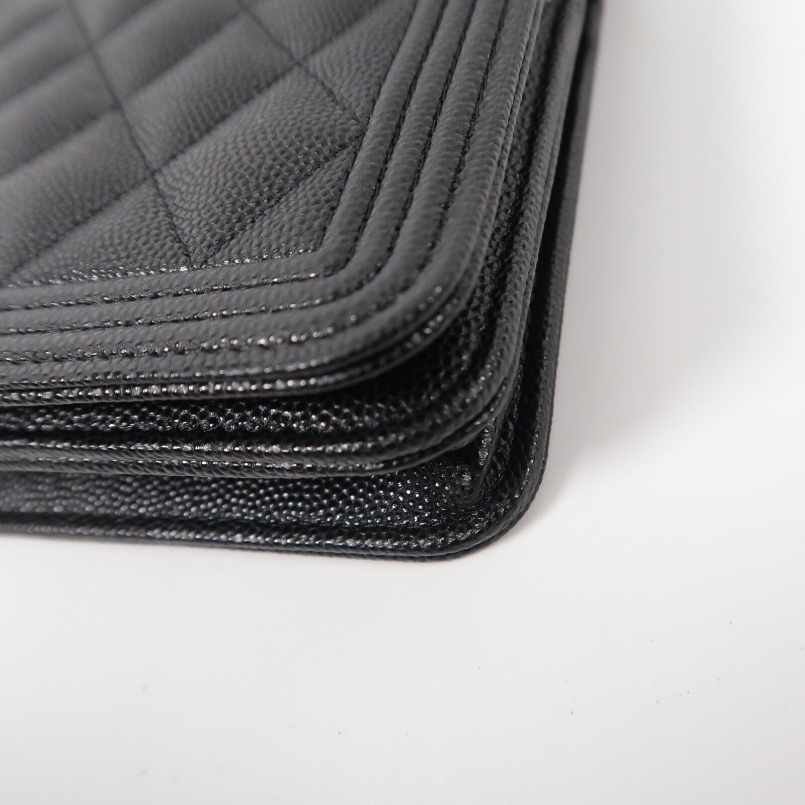 CHANEL 牛皮皮革WOC Wallet On Chain鏈帶肩背袋