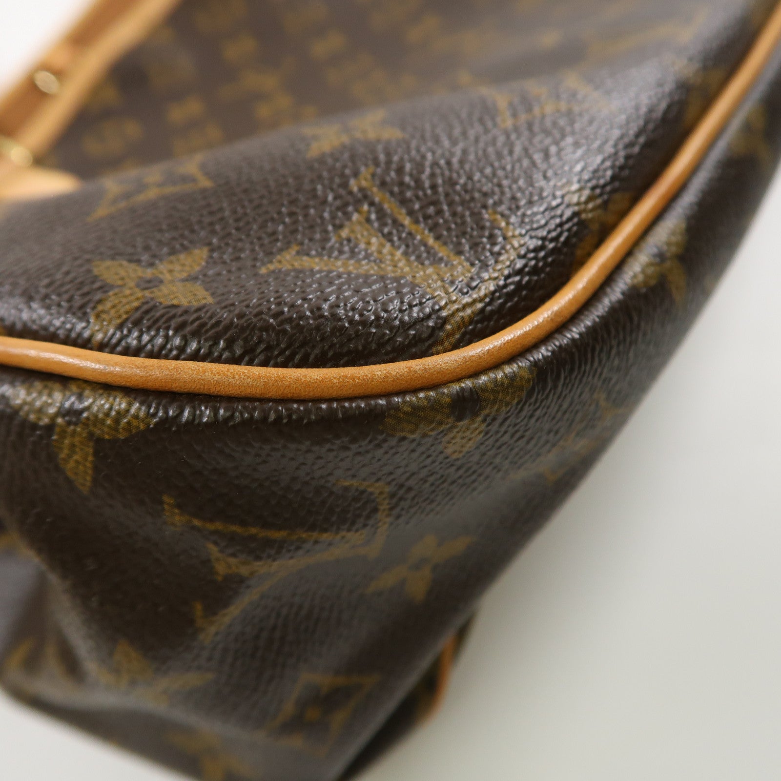 LOUIS VUITTON Monogram Batignolles Horizontal金扣肩背袋啡色