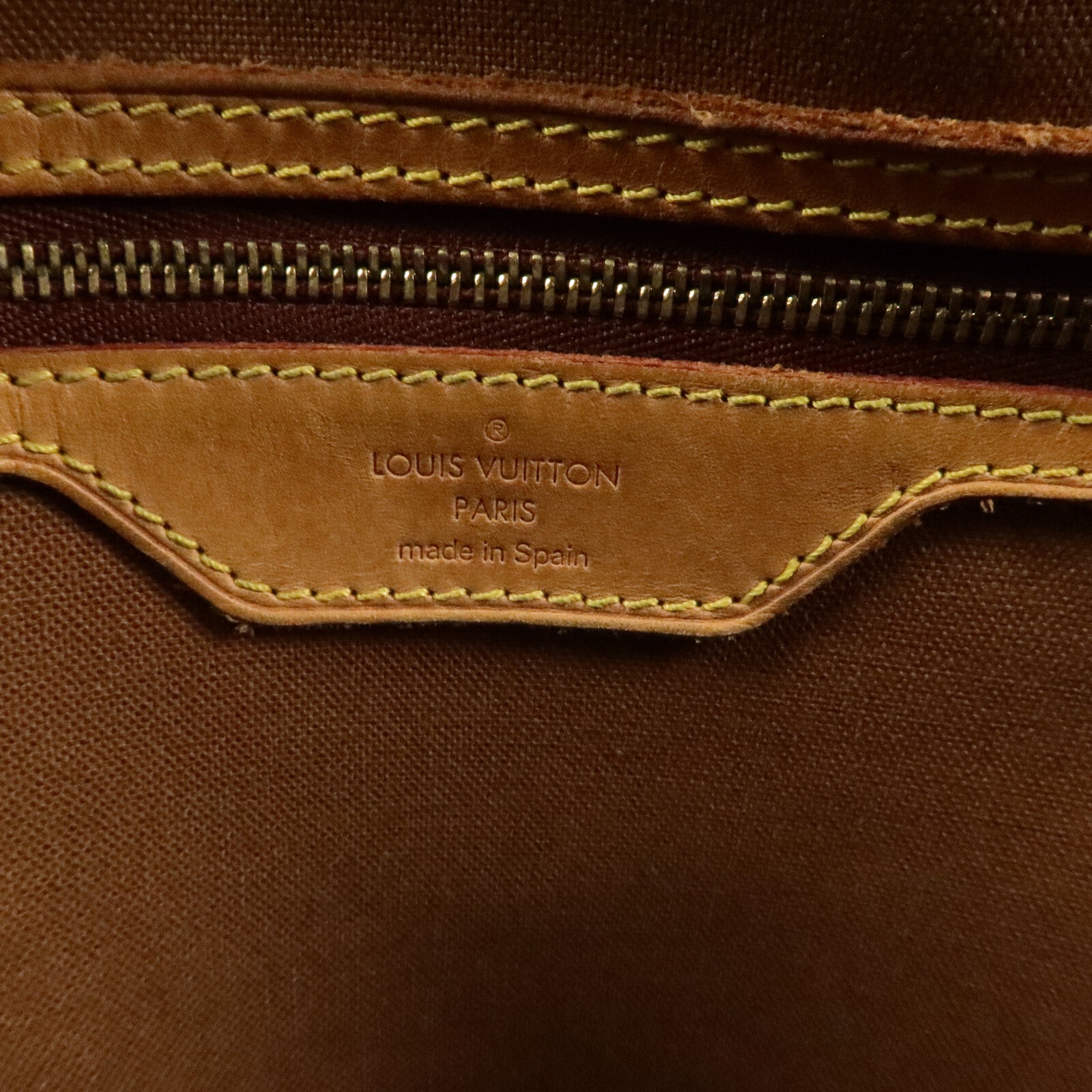 LOUIS VUITTON Monogram Abbesses肩背袋