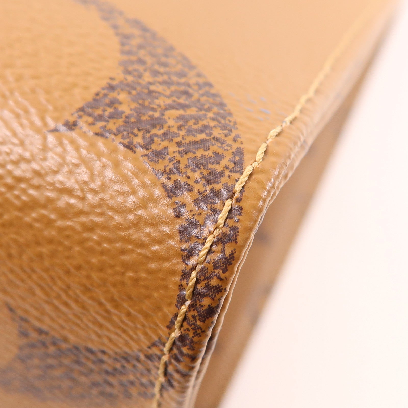 LOUIS VUITTON 【激減優惠】Monogram Giant On The Go MM金扣手挽肩背兩用袋