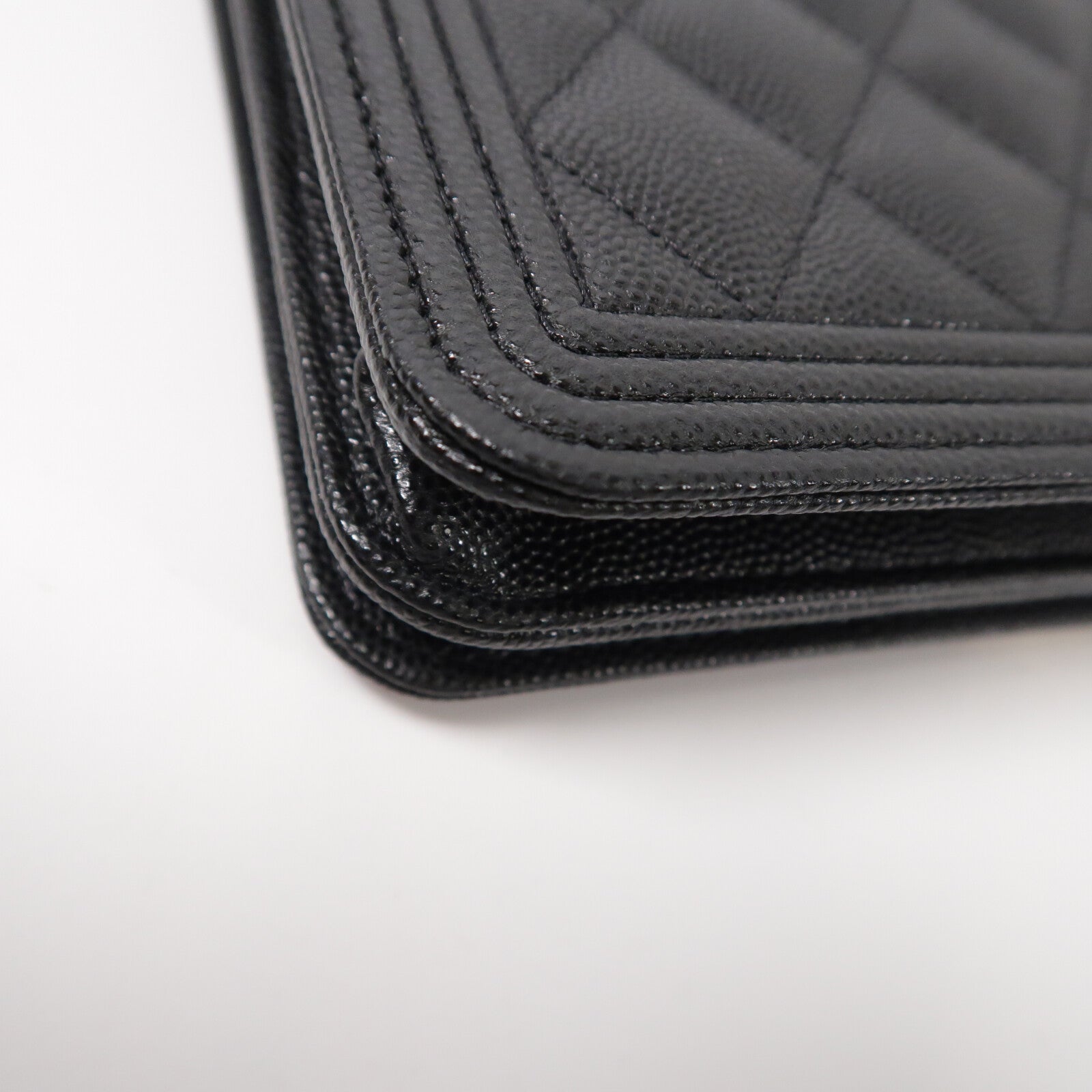 CHANEL 牛皮皮革WOC Wallet On Chain鏈帶肩背袋