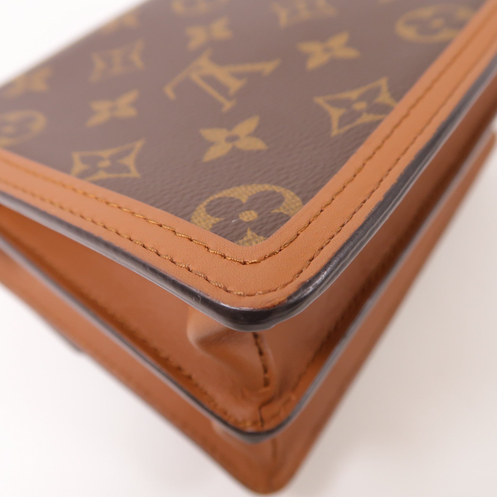 LOUIS VUITTON Monogrqam Reverse Mini Dauphine肩背袋棕色