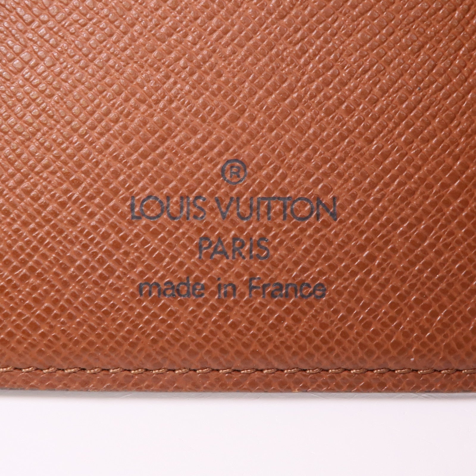 LOUIS VUITTON LV Passport Case M60178 Monogram Brown