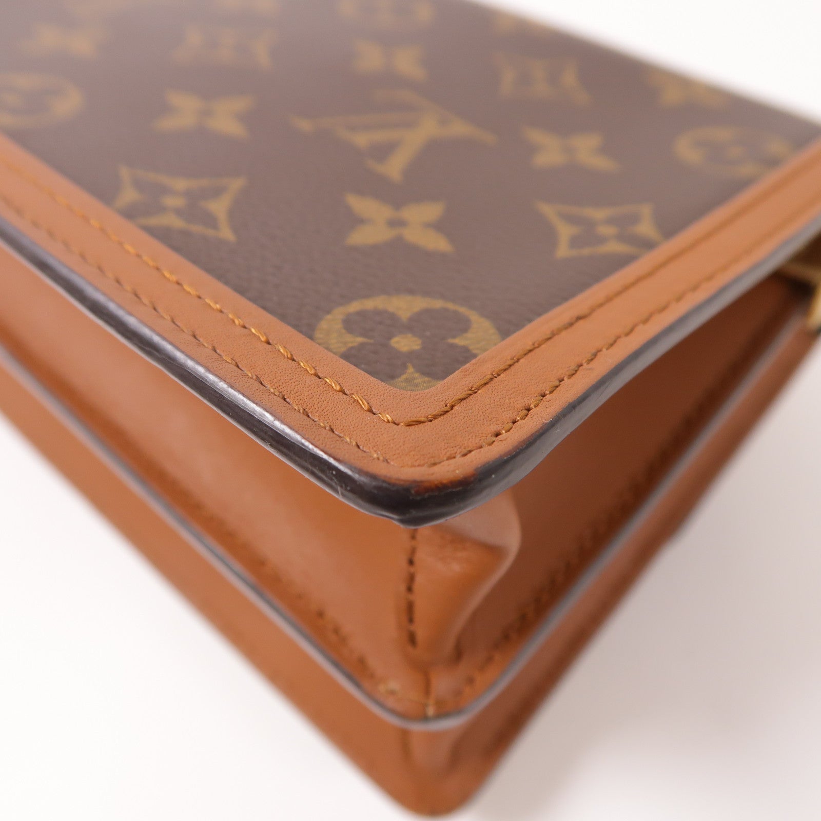 LOUIS VUITTON Monogrqam Reverse Mini Dauphine肩背袋棕色