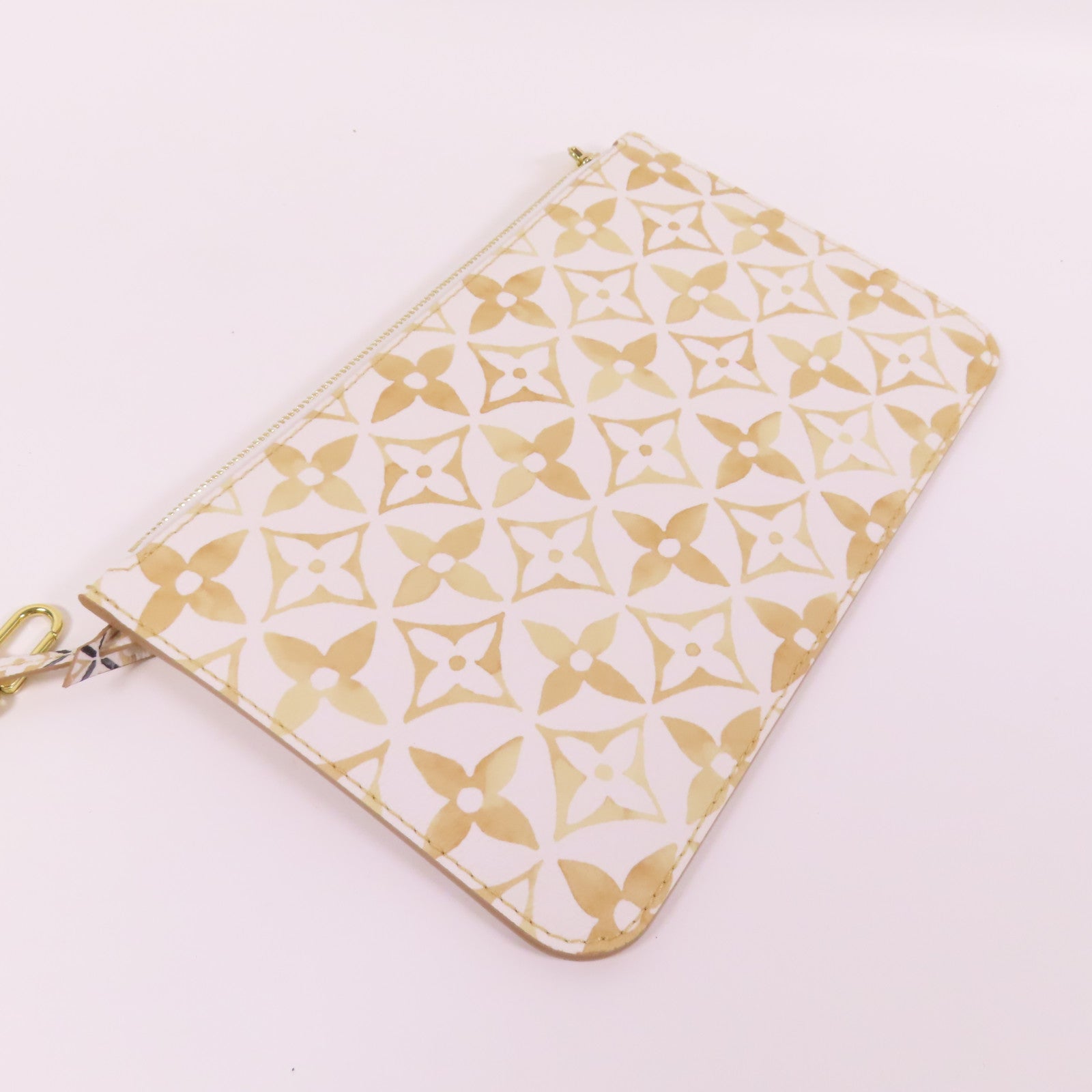 LOUIS VUITTON LV GHW Neverfull MM Tote Bag M22978 Monogram Giant White