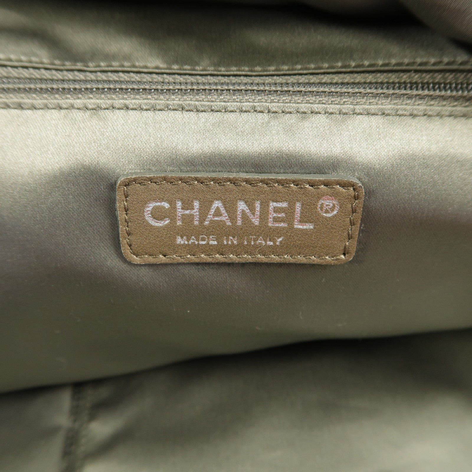 CHANEL 【激減優惠】羊皮皮革Shoulder Bag銀扣手挽袋