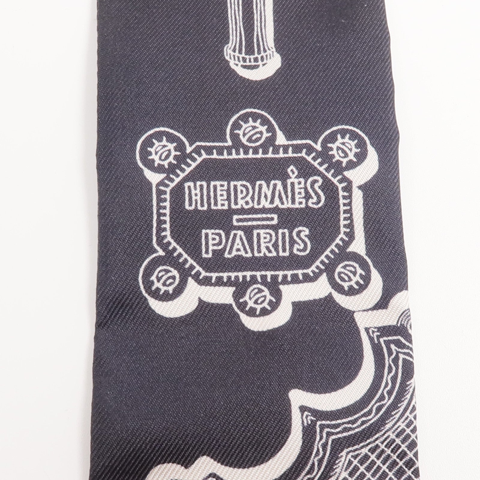 HERMES 絲質Merveilleuses Lanternes Twilly絲巾Noir/Blanc