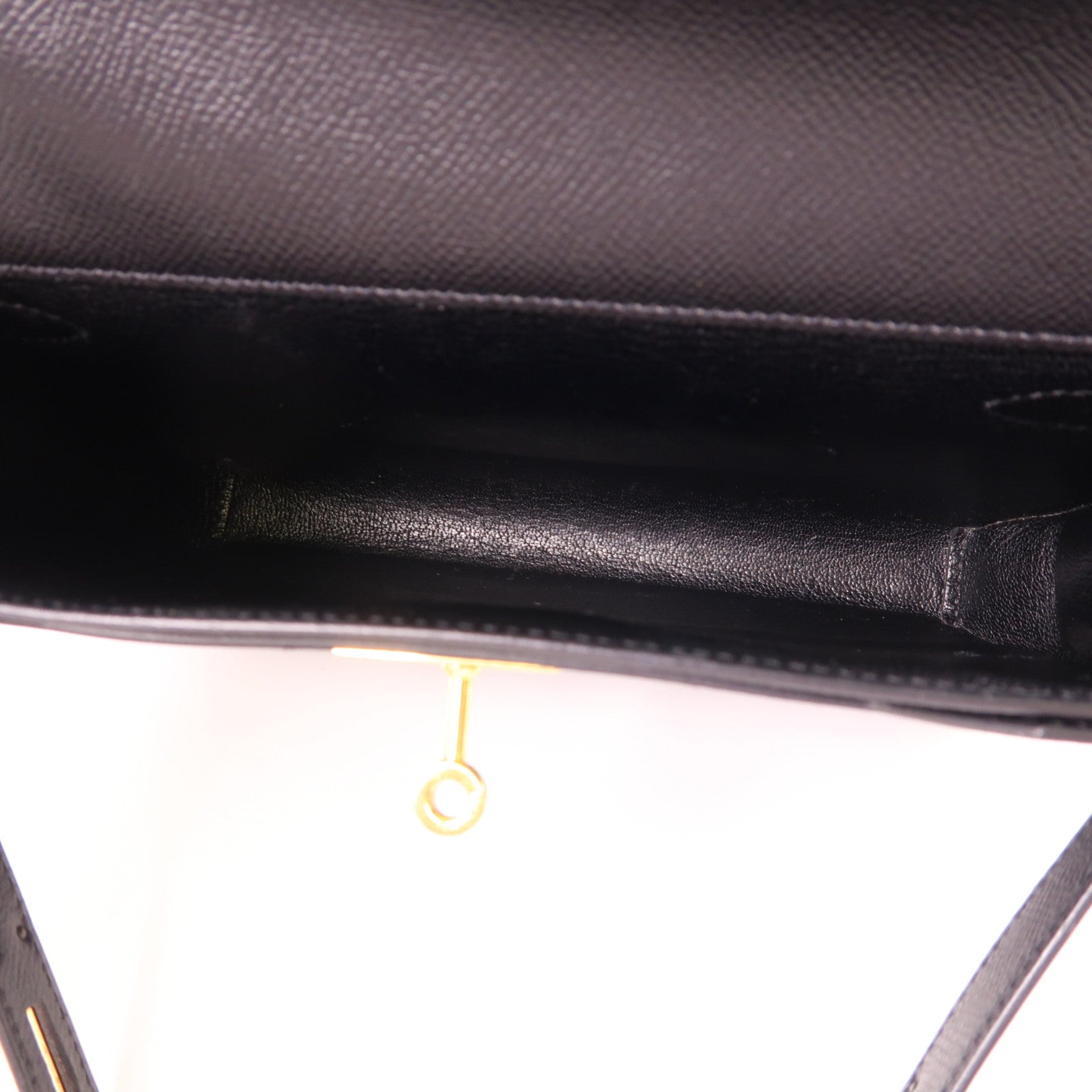 HERMES Epsom皮革Kelly Depeches 25金扣手拿包Noir