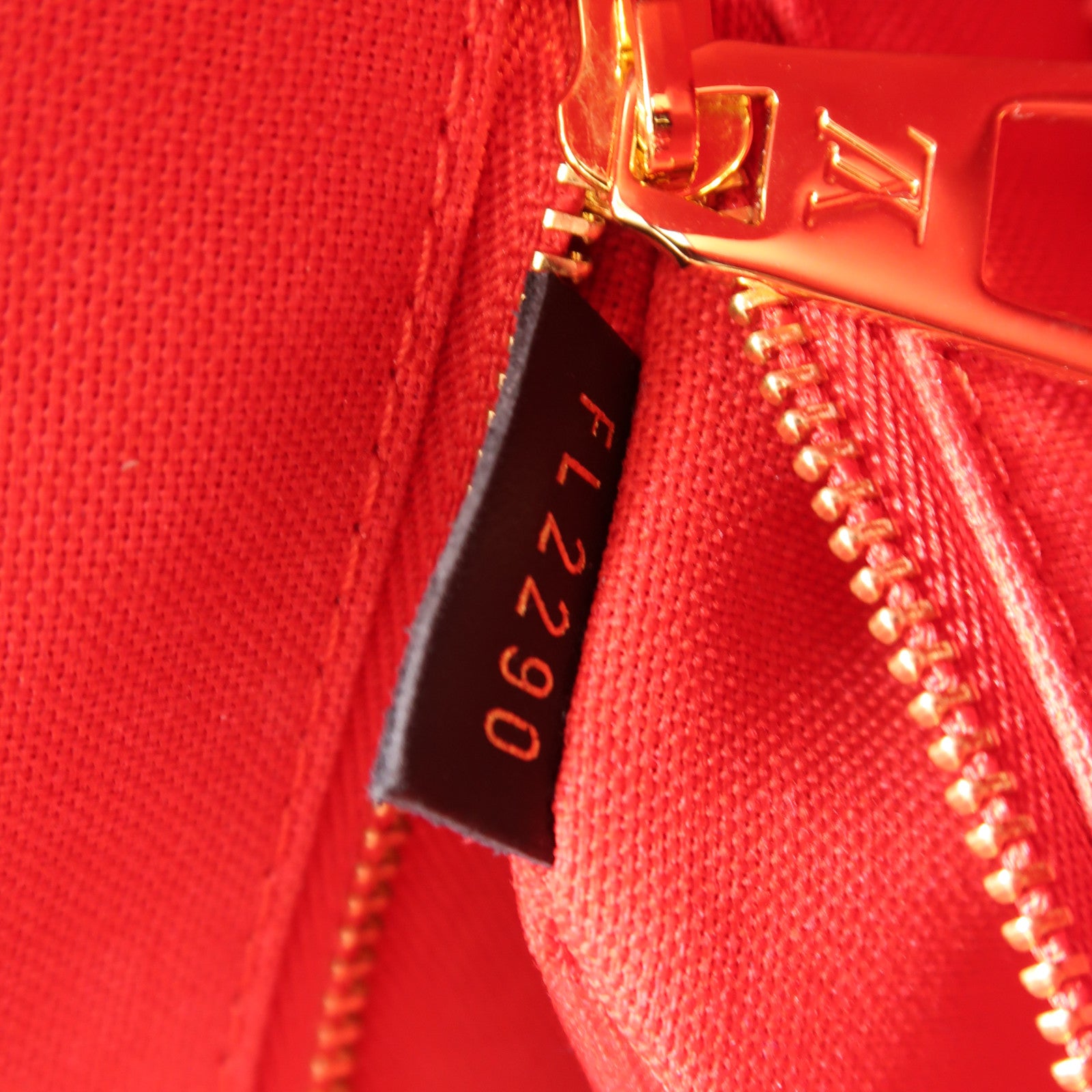 LOUIS VUITTON 【激減優惠】Monogram Giant On The Go MM金扣手挽肩背兩用袋