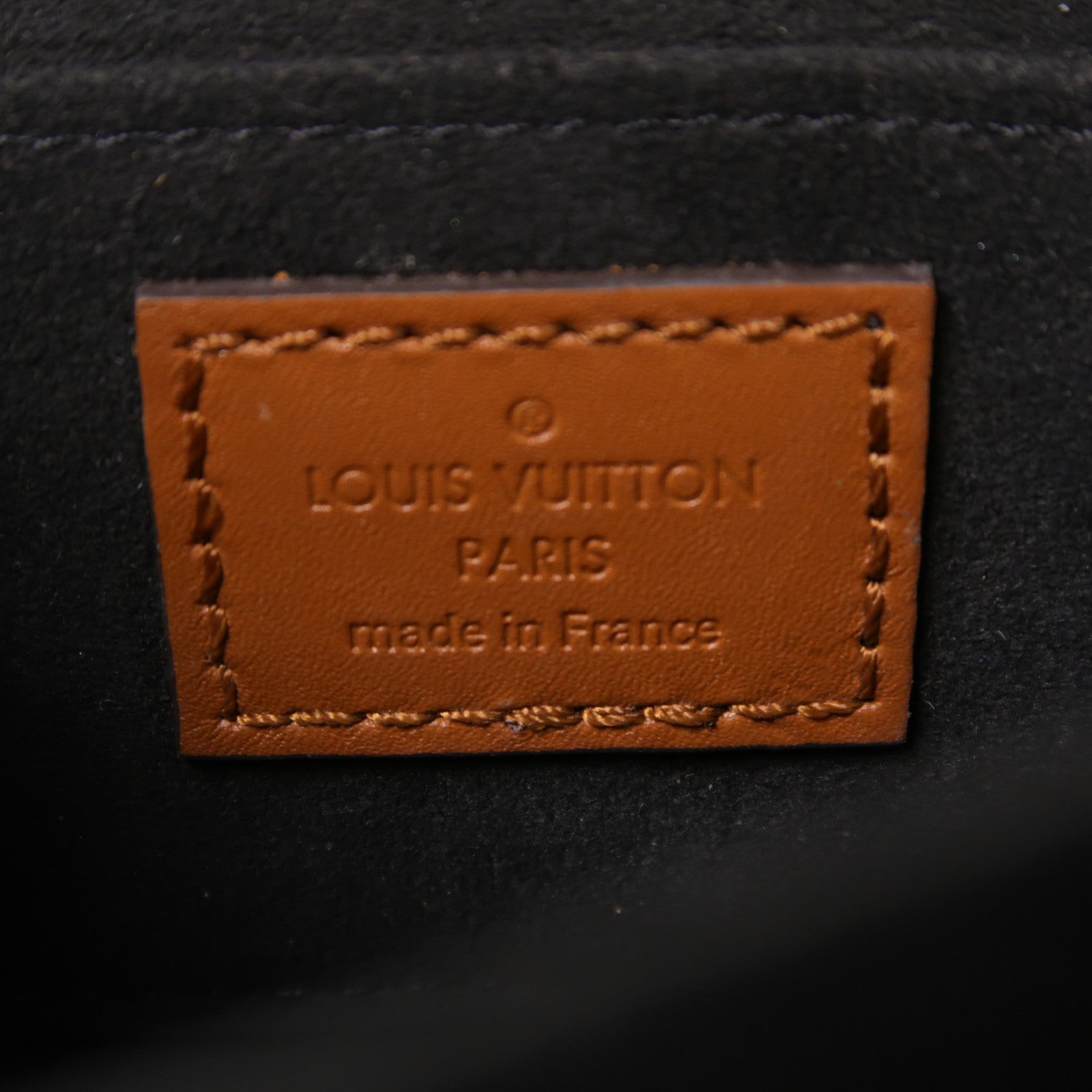 LOUIS VUITTON Monogrqam Reverse Mini Dauphine肩背袋棕色