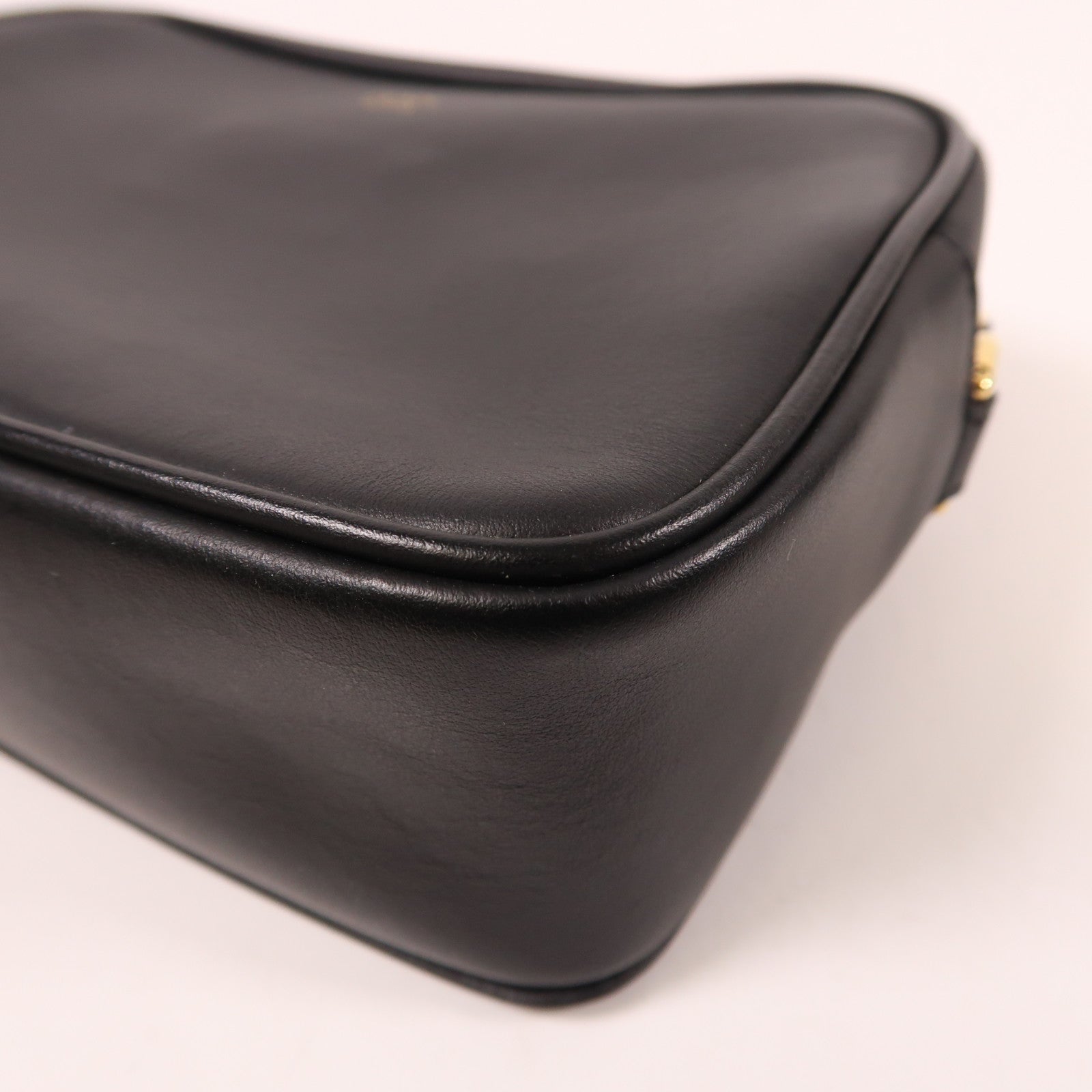 FENDI 皮革Shoulder Bag金扣肩背袋棕色/黑色