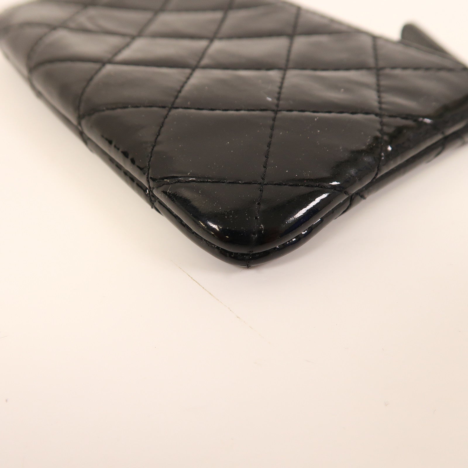 CHANEL 菱格漆皮皮革Round Wallet銀扣圓錢包黑色