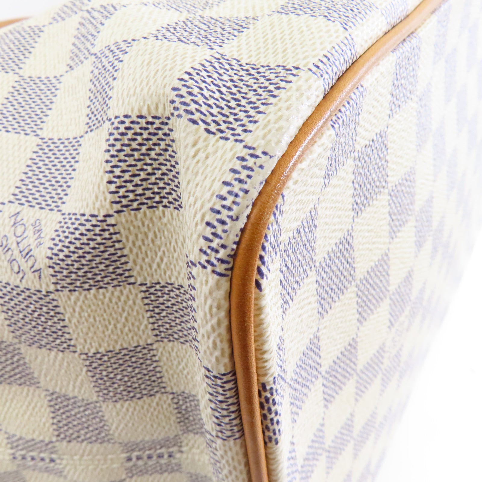 LOUIS VUITTON Damier Azur Saleya MM金扣肩背袋白色
