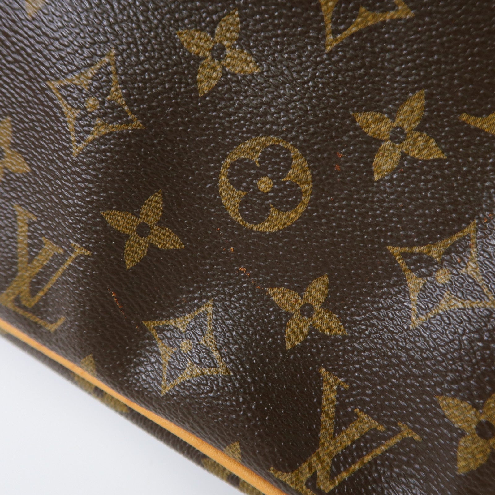 LOUIS VUITTON Monogram Batignolles Horizontal金扣肩背袋啡色