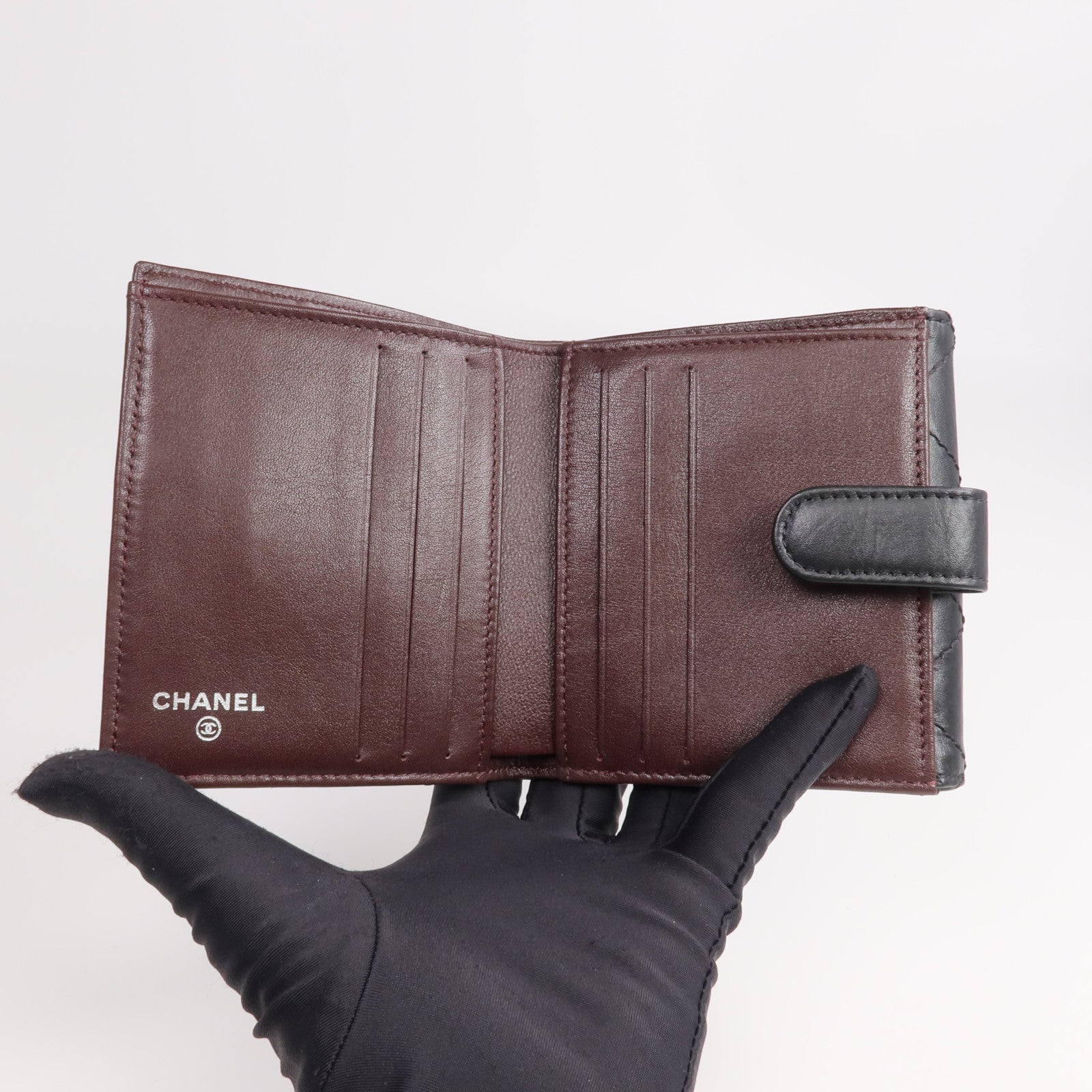 CHANEL 【激減優惠】牛皮皮革2.55 W Snap Wallet銀扣錢包