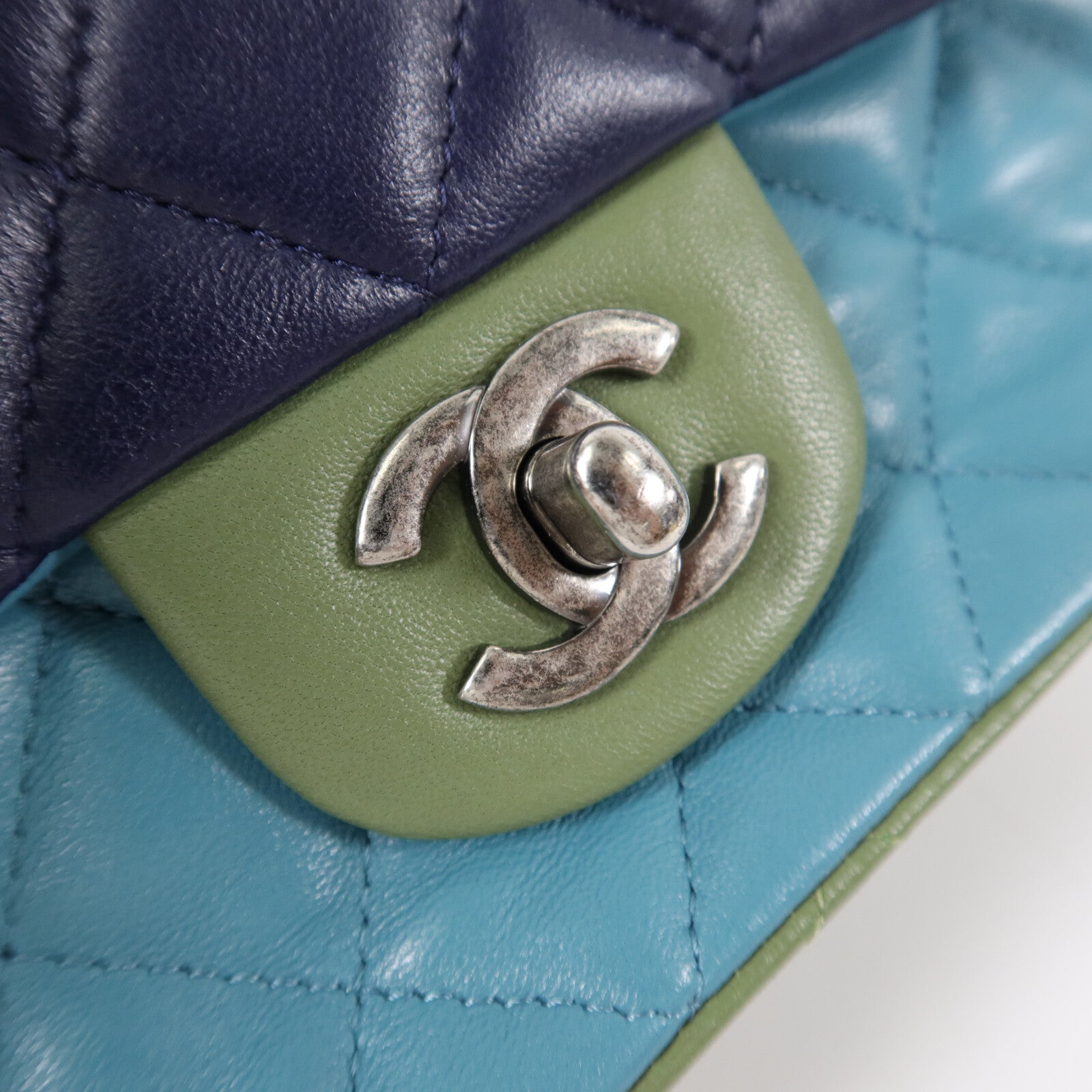 CHANEL 羊皮皮革Mini Classic 20鏈帶肩背袋