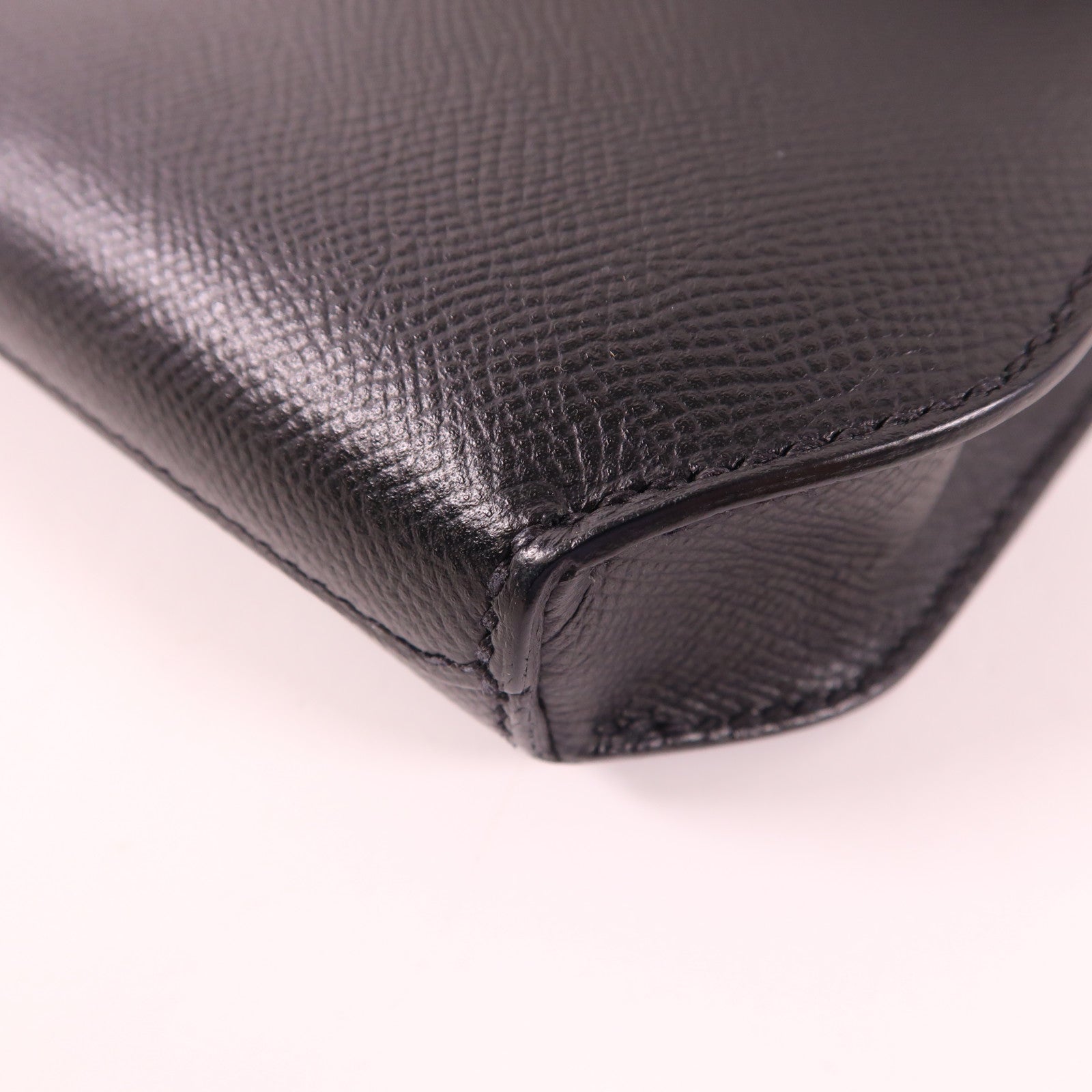 HERMES Epsom皮革Kelly Depeches 25金扣手拿包Noir