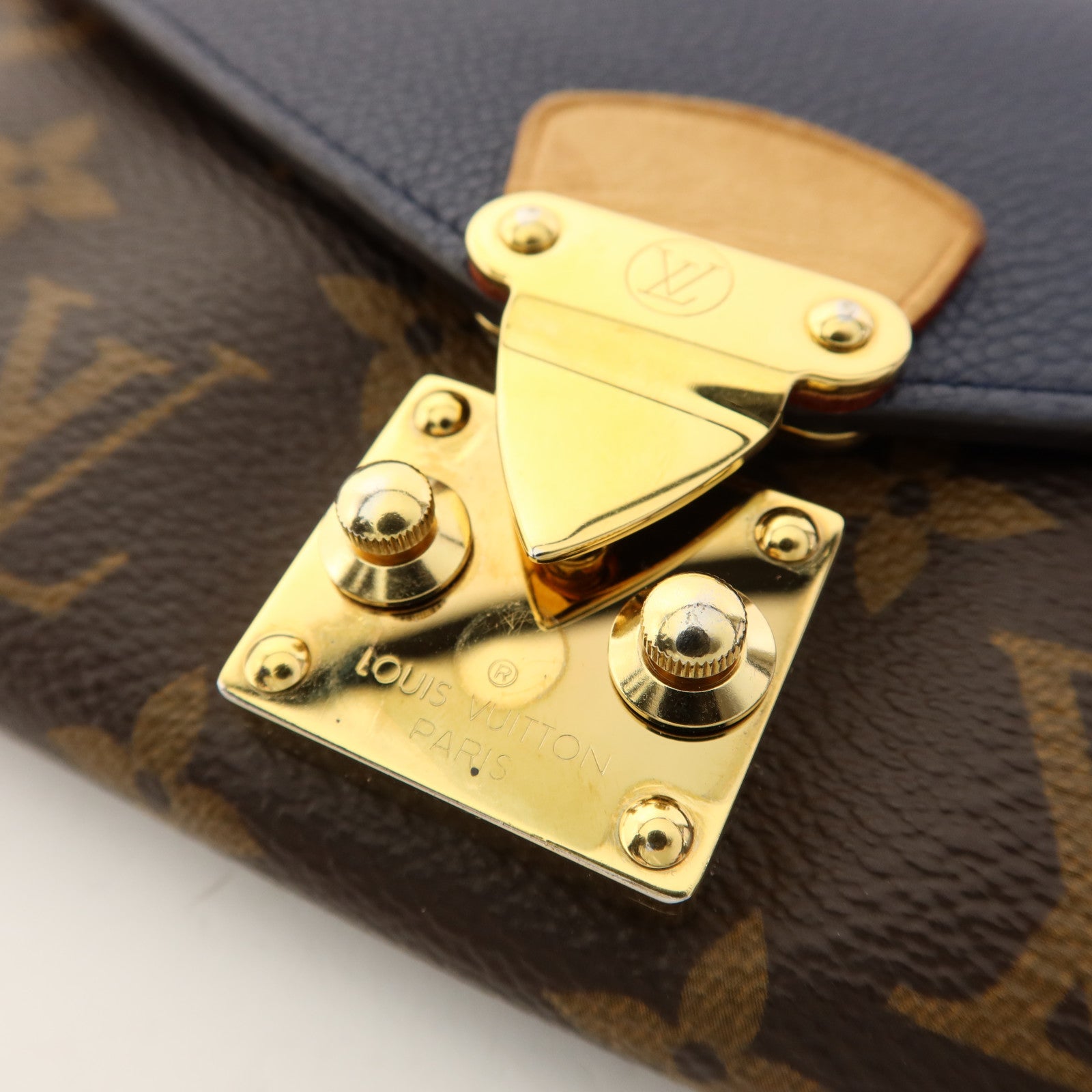 LOUIS VUITTON Monogram Palas金扣長錢包