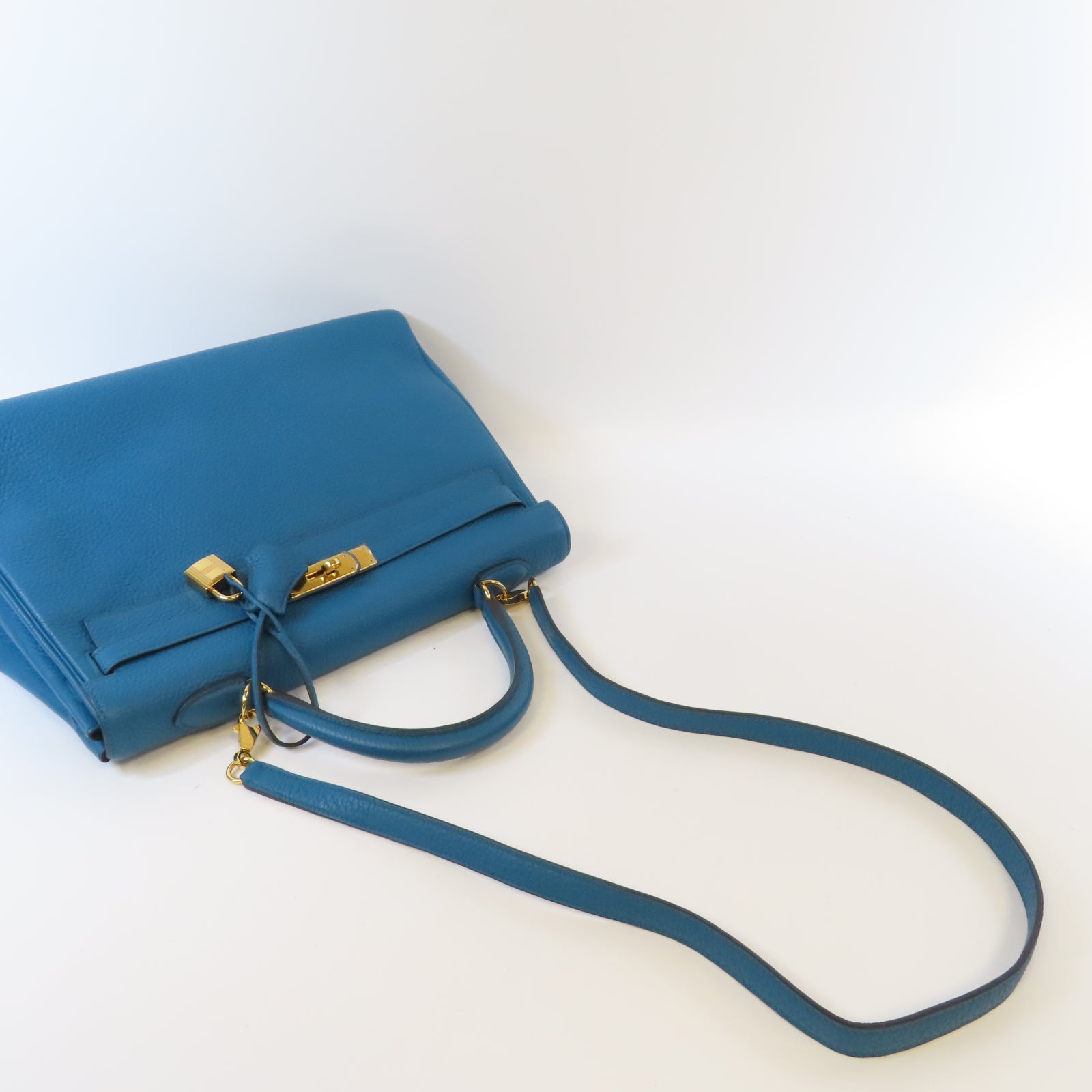 HERMES Clemence皮革Kelly 35金扣手挽肩背兩用袋Bleu Izmir 伊茲密爾藍色