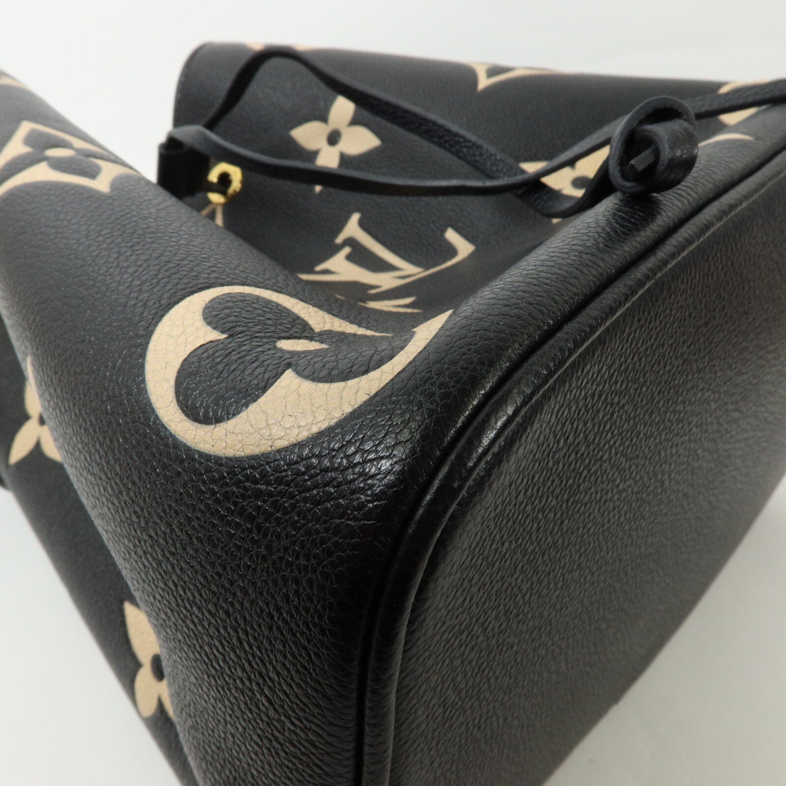 LOUIS VUITTON Monogram Empreinte Bicolor Neo Noe MM手挽肩背兩用袋