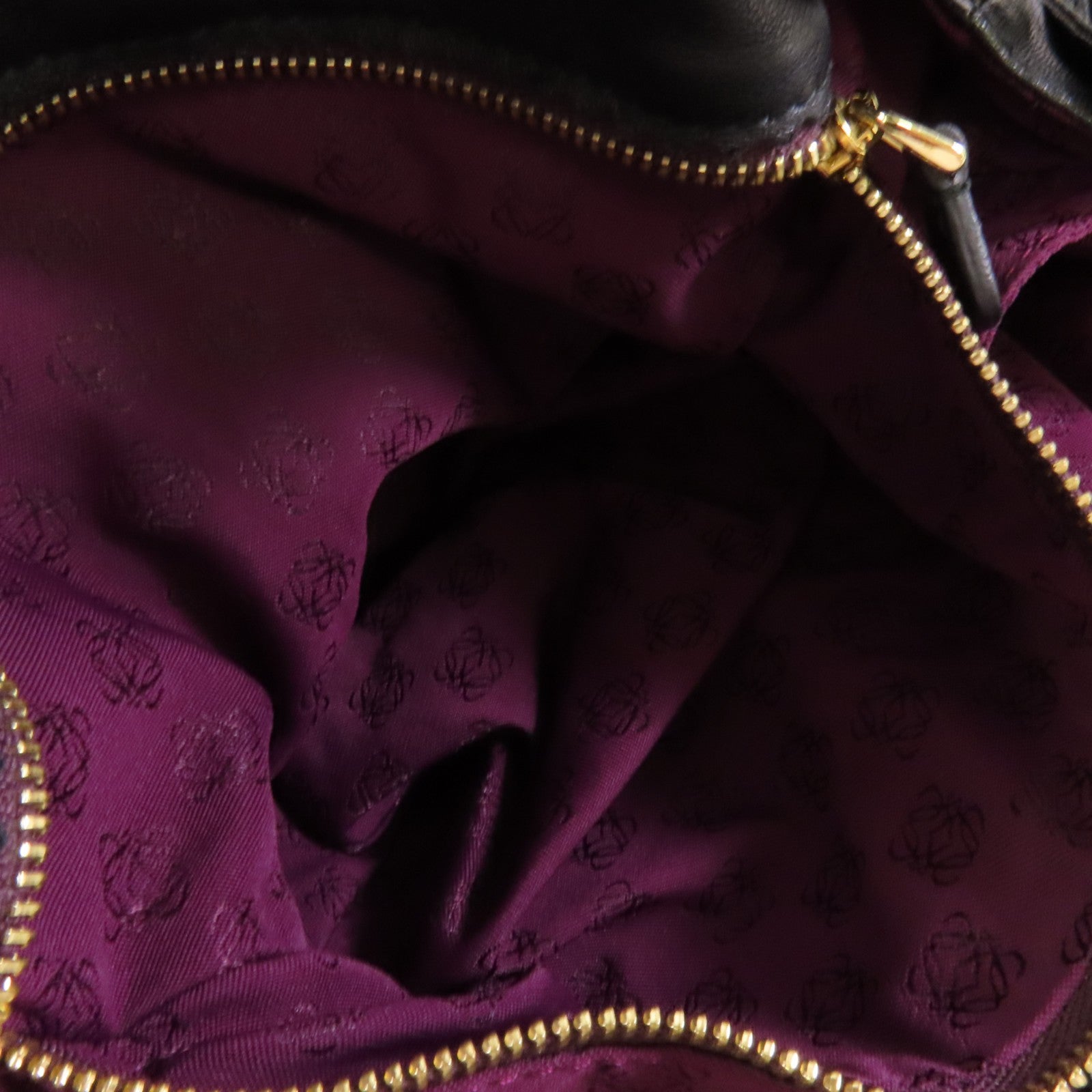 LOEWE 羊皮皮革Shoulder Bag金扣肩背袋