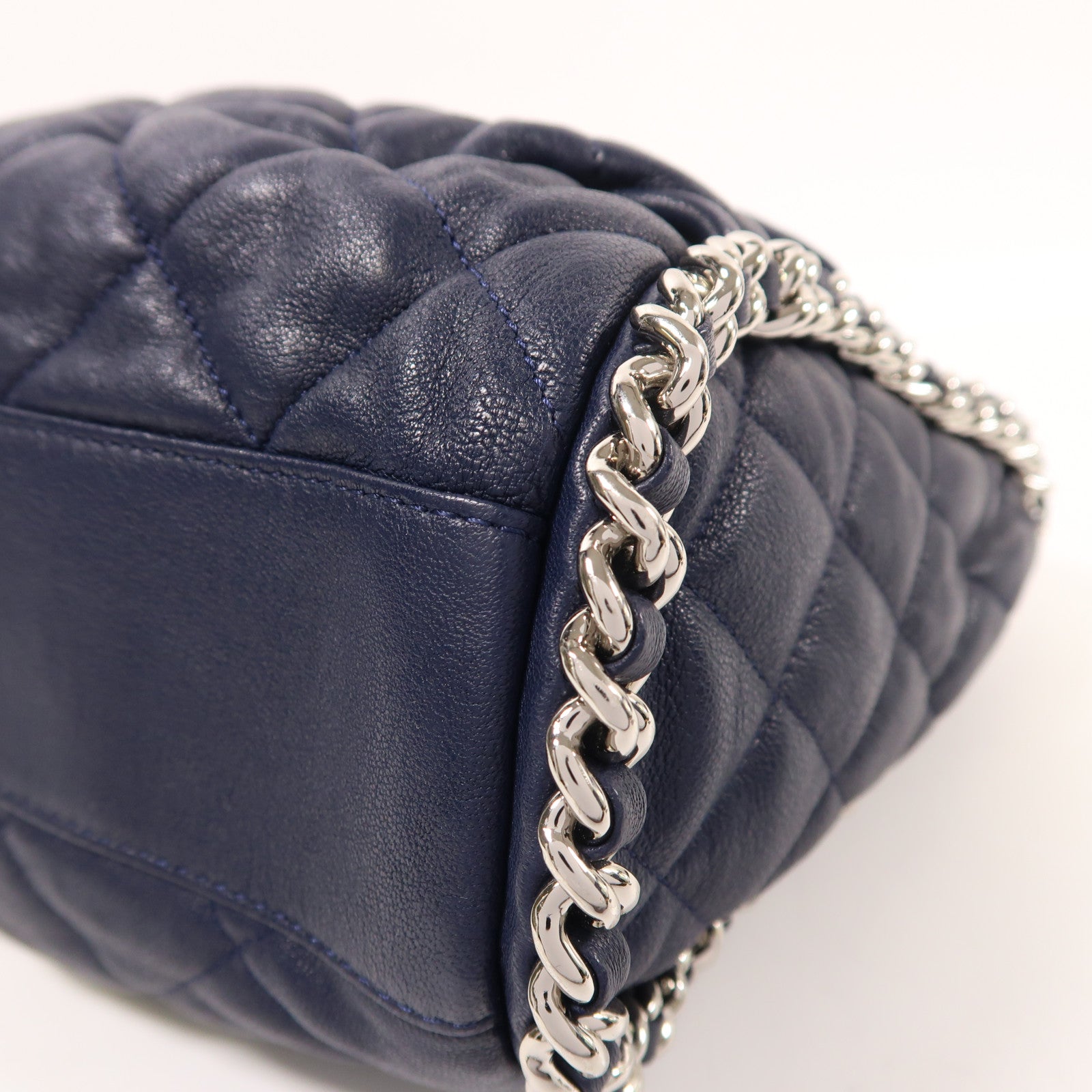 CHANEL 牛皮皮革Chain Shoulder銀扣鏈帶肩背袋