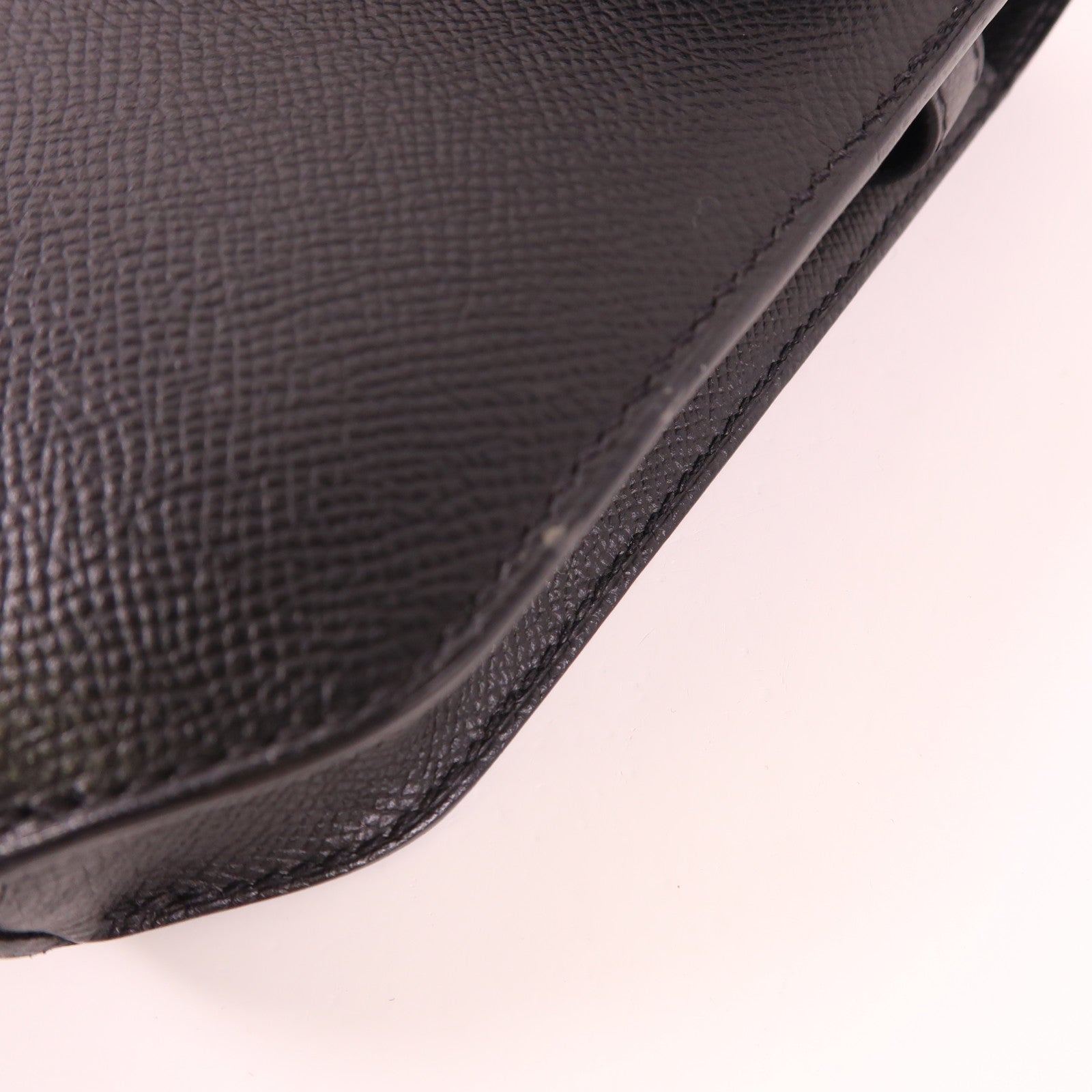 HERMES Epsom皮革Kelly Depeches 25金扣手拿包Noir