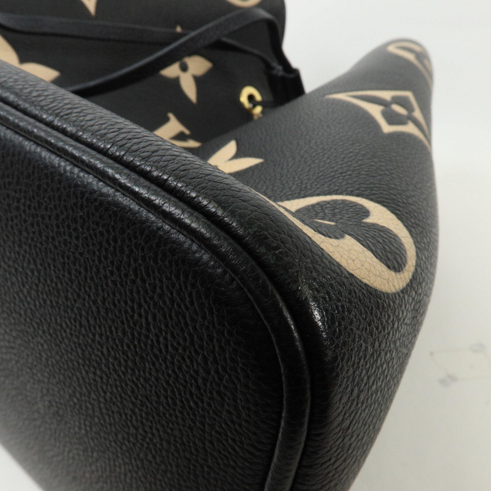 LOUIS VUITTON Monogram Empreinte Bicolor Neo Noe MM手挽肩背兩用袋