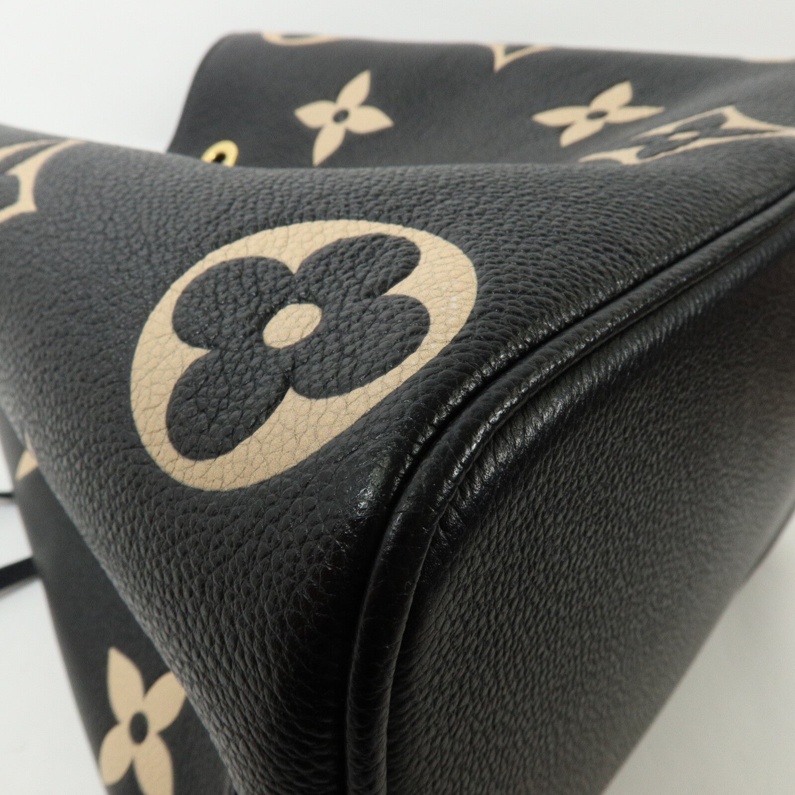 LOUIS VUITTON Monogram Empreinte Bicolor Neo Noe MM手挽肩背兩用袋