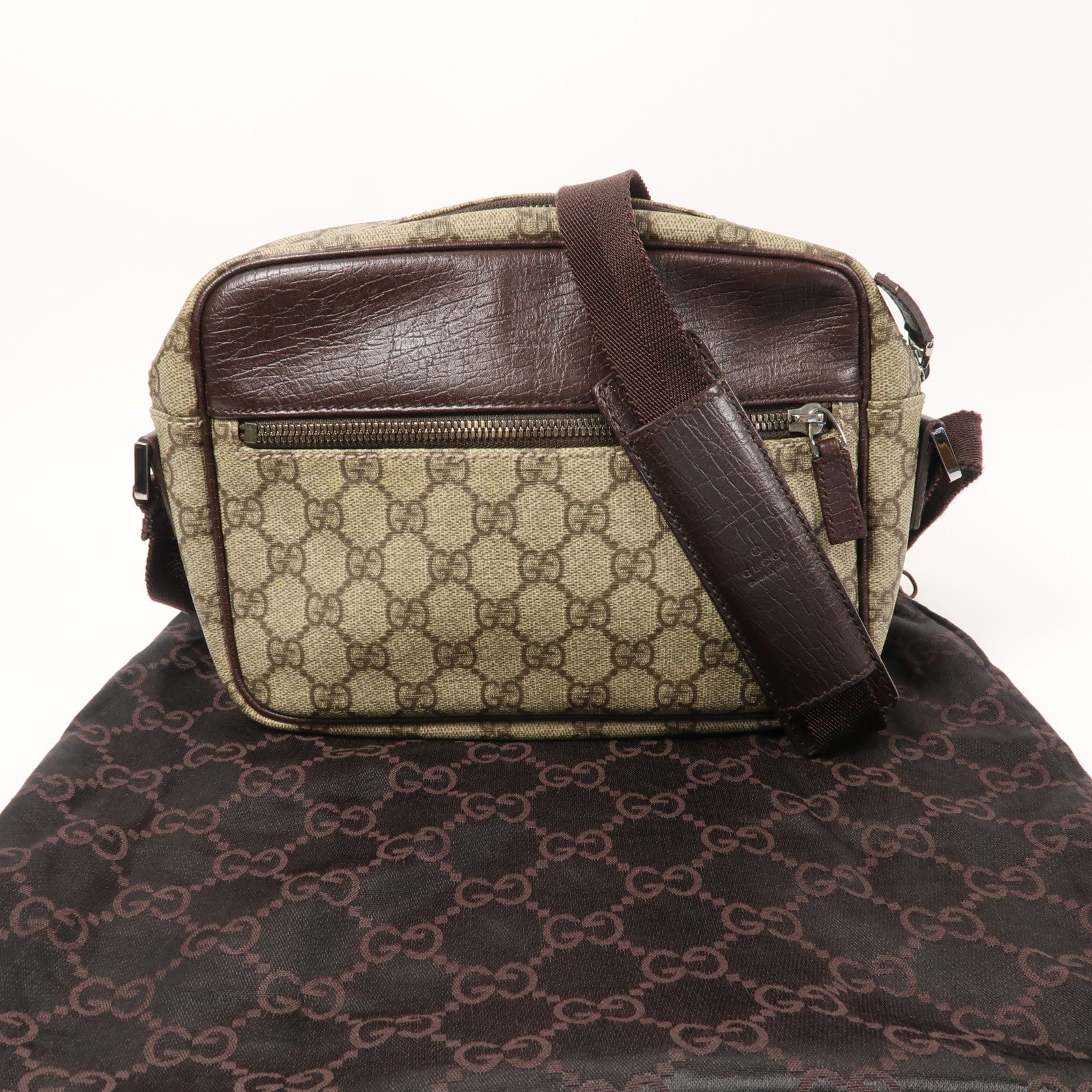 GUCCI 塗層帆布Supreme Crossbody Shoulder Bag銀扣肩背袋啡色